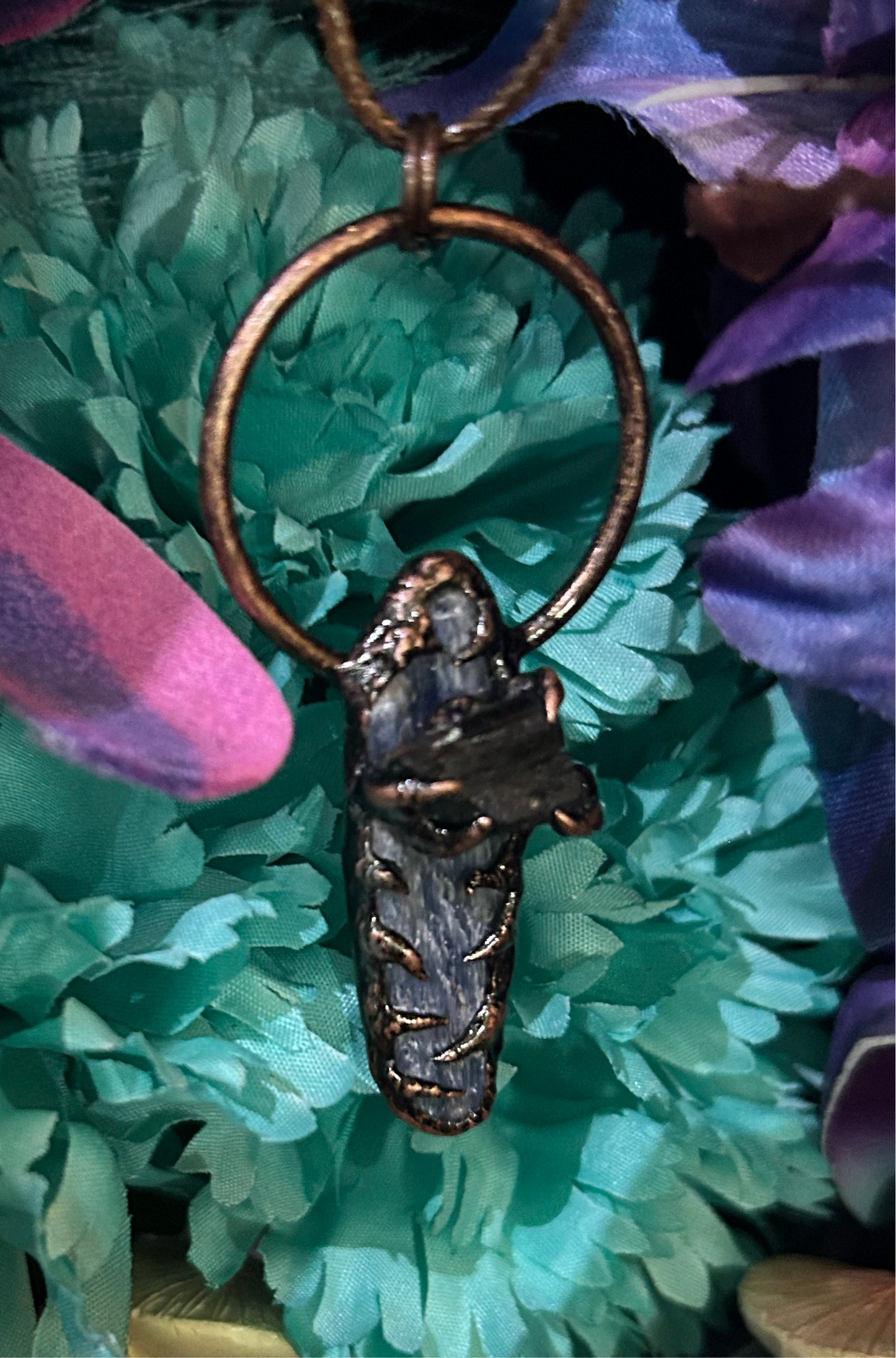 Kyanite Pendant KN07