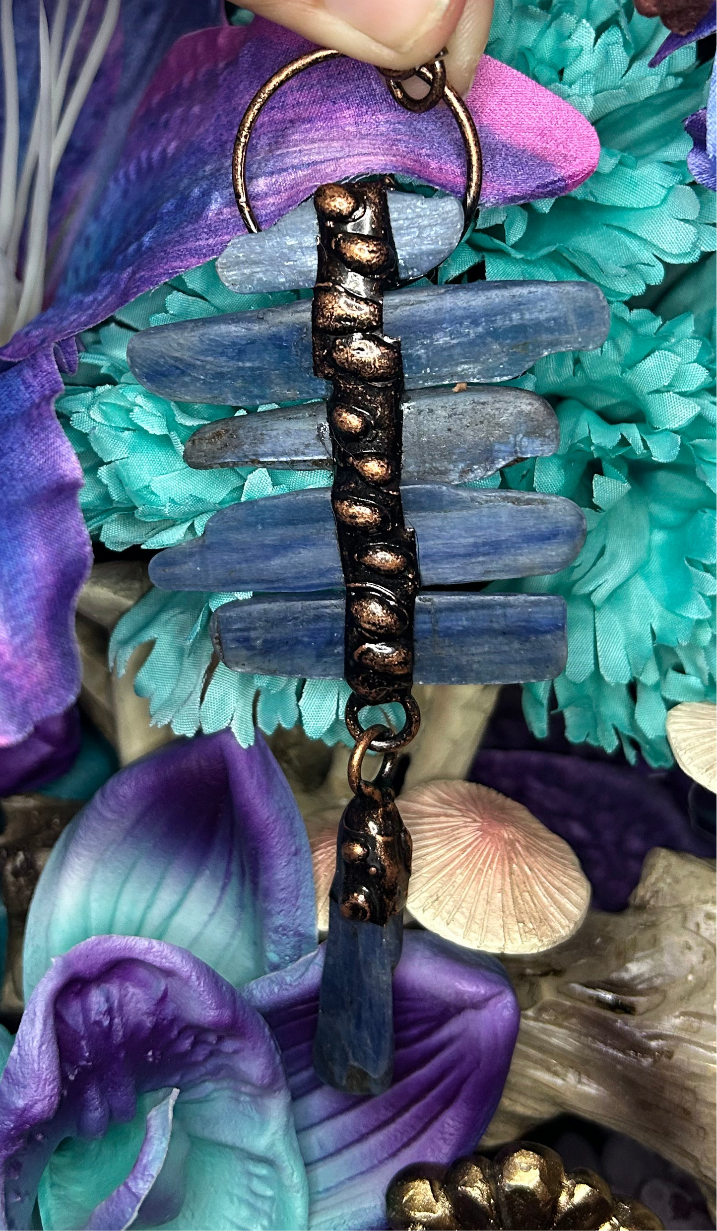 Kyanite Pendant KN02