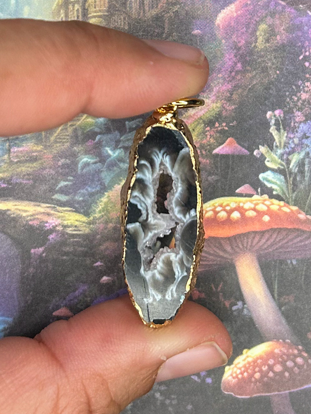 Agate Geode Pendant AG45