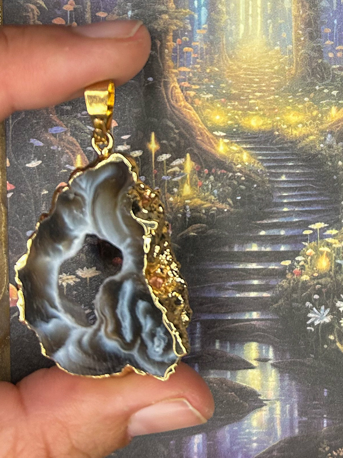 Agate Geode Pendant AG60