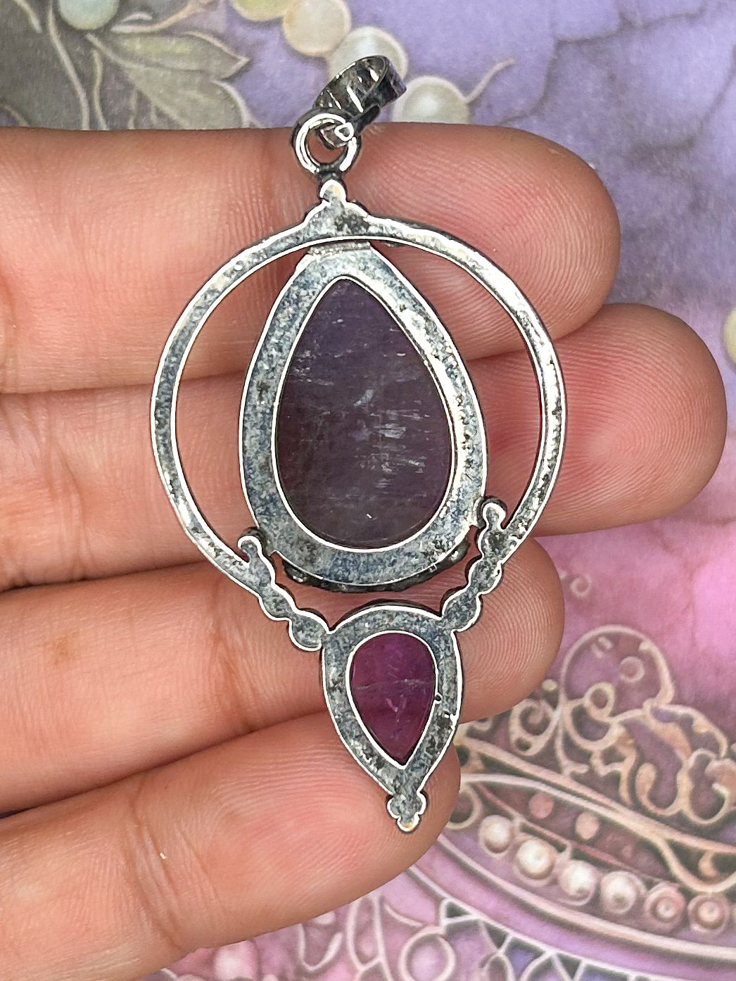 Amethyst Pendant AM108