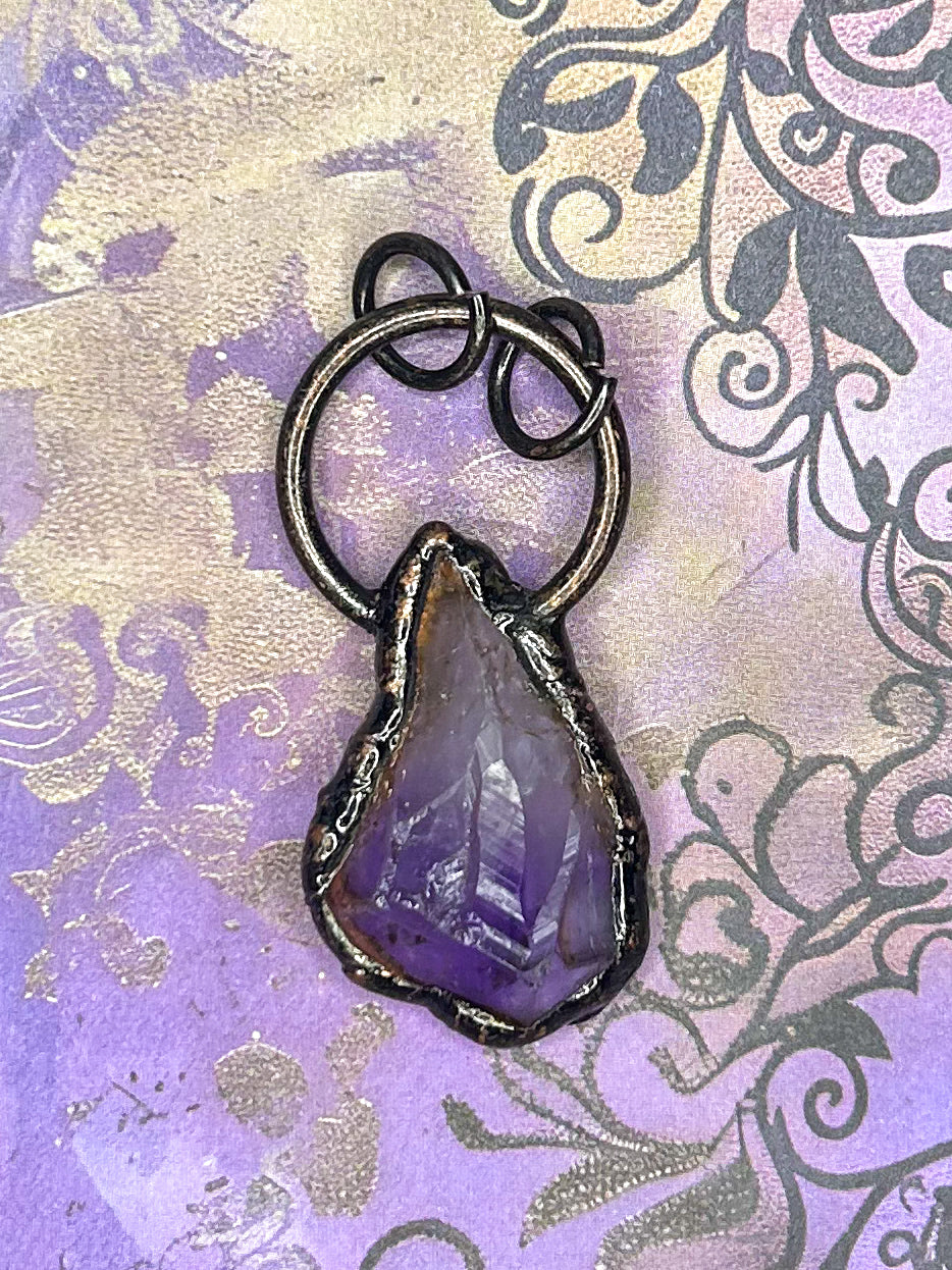 Amethyst Pendant AM74