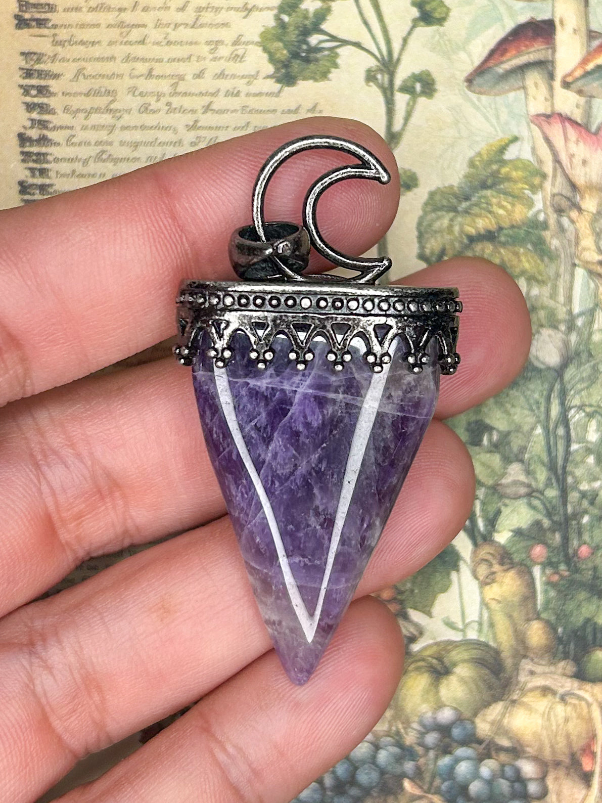 Amethyst Pendant AM17