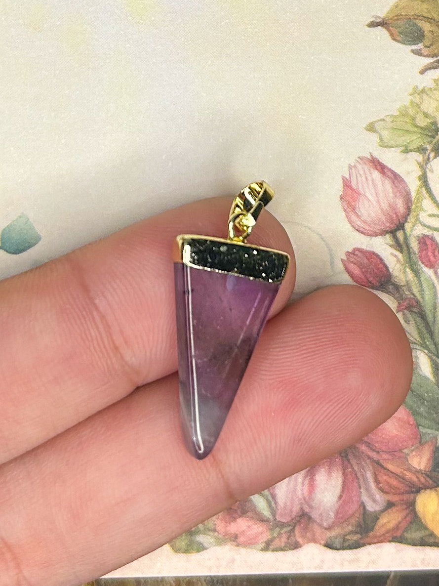 Amethyst Pendant AM170