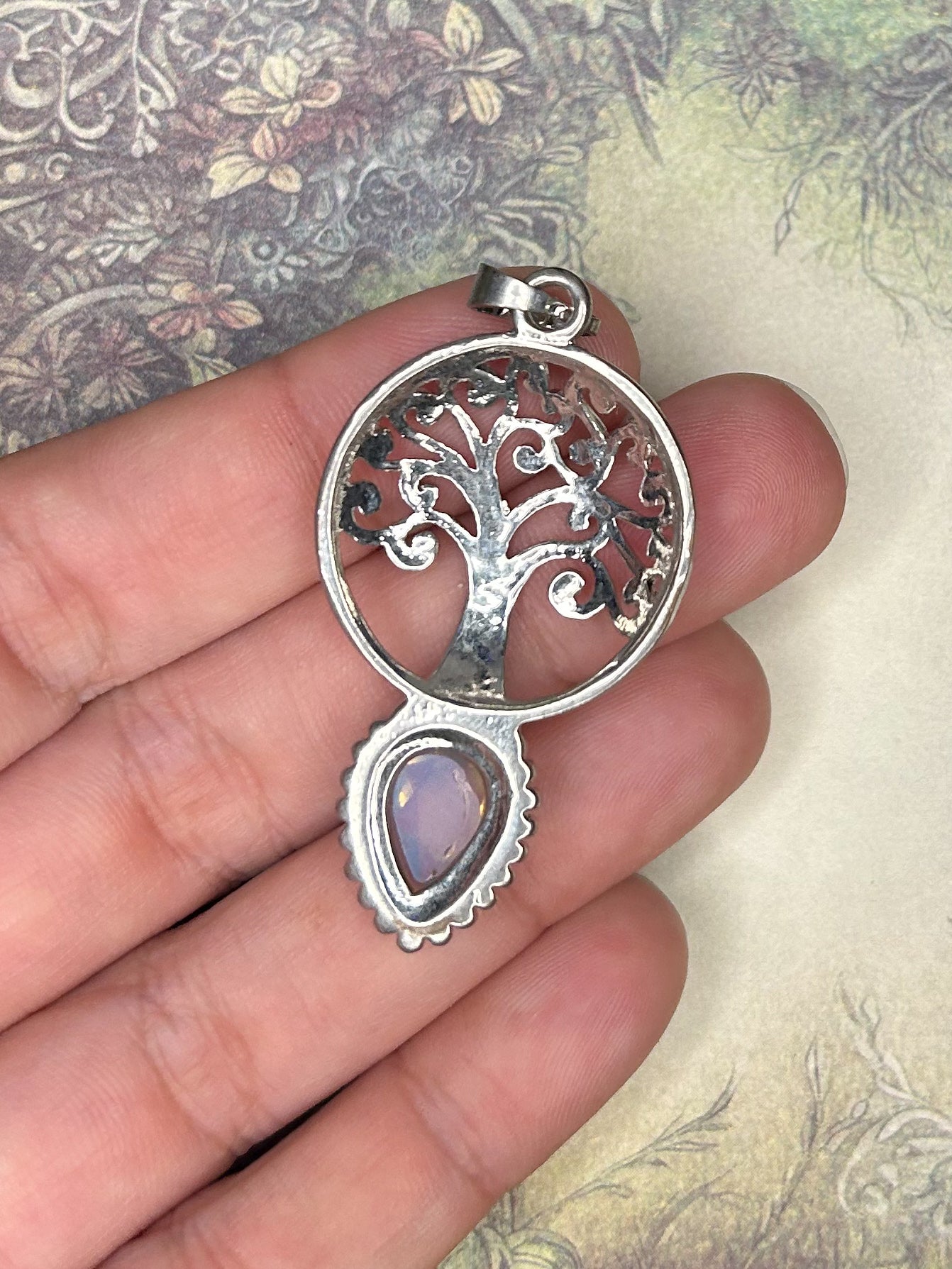 Opalite Pendant 1OP06