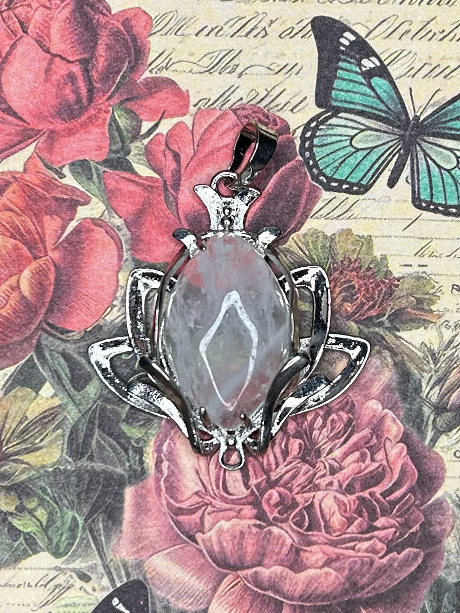 Clear Quartz Pendant 1QZ12