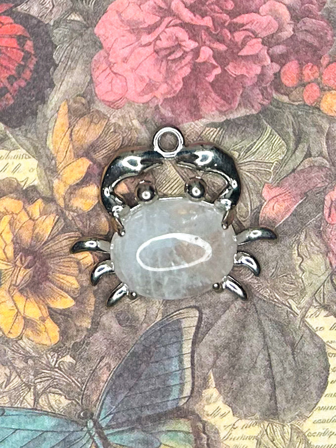 Clear Quartz Pendant 1QZ06