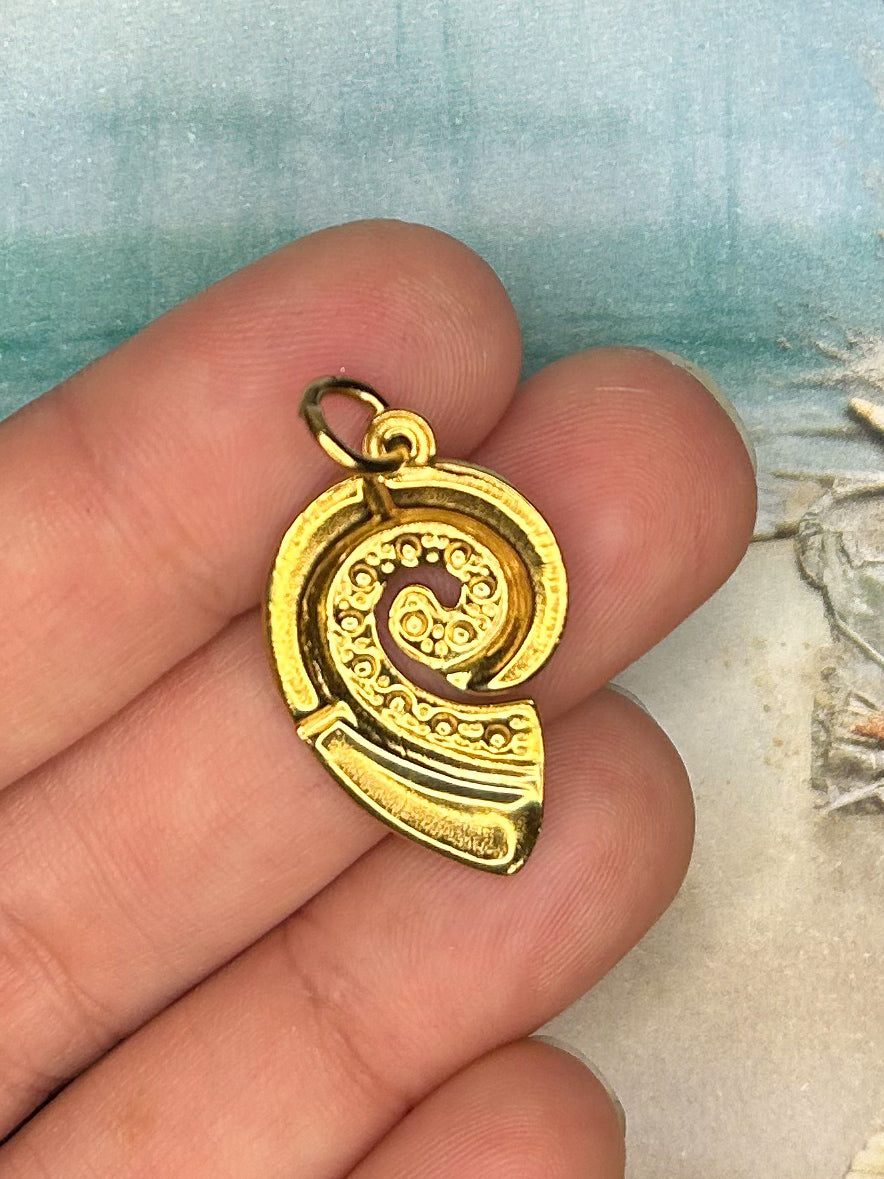 Abalone Pendant 1AB02