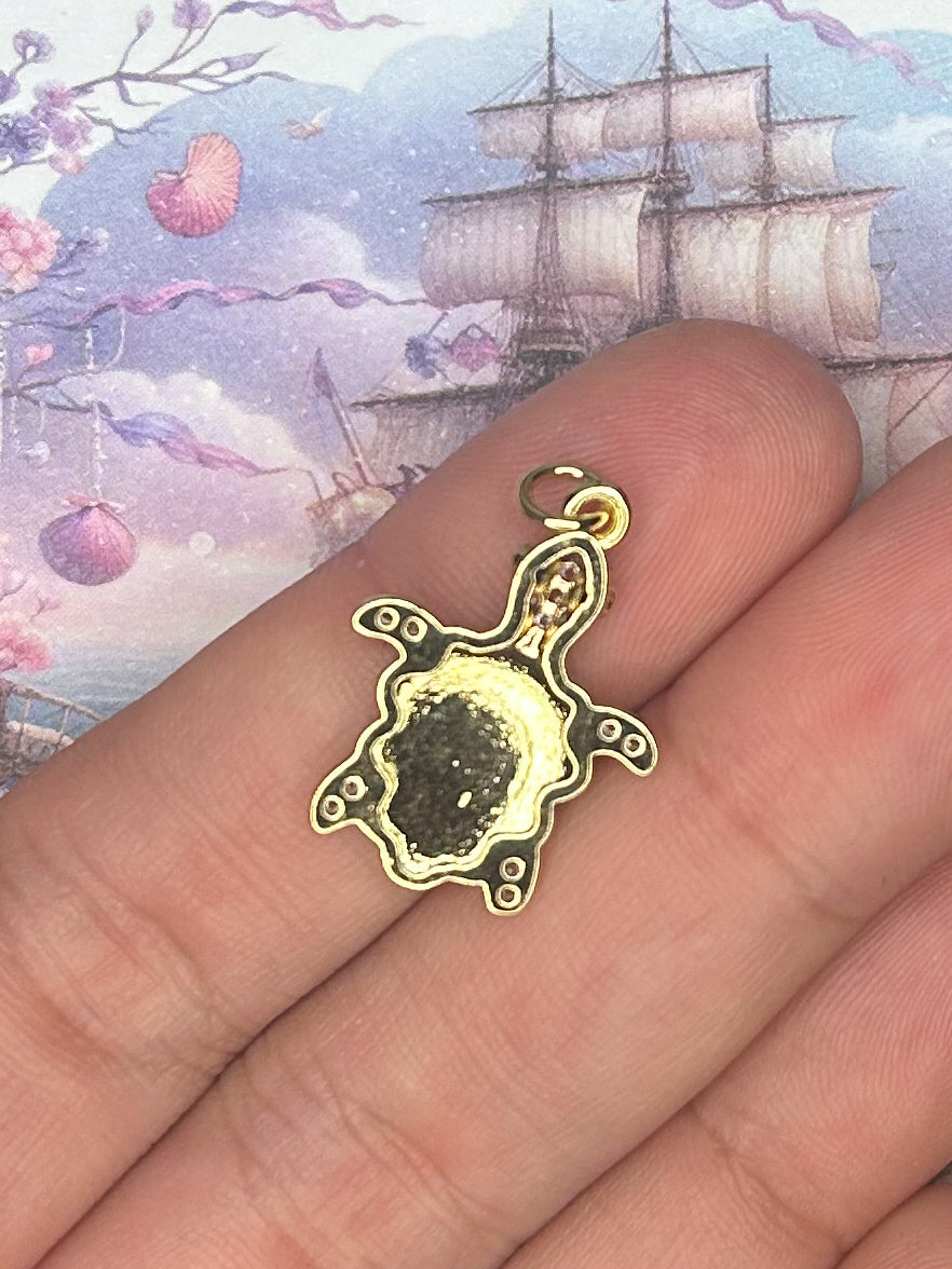 Charm Pendant 1GD30