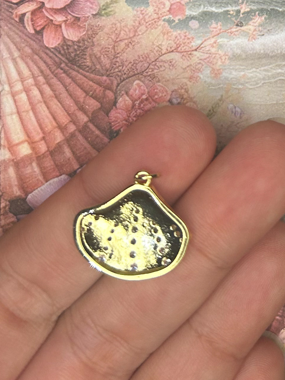 Charm Pendant 1GD21