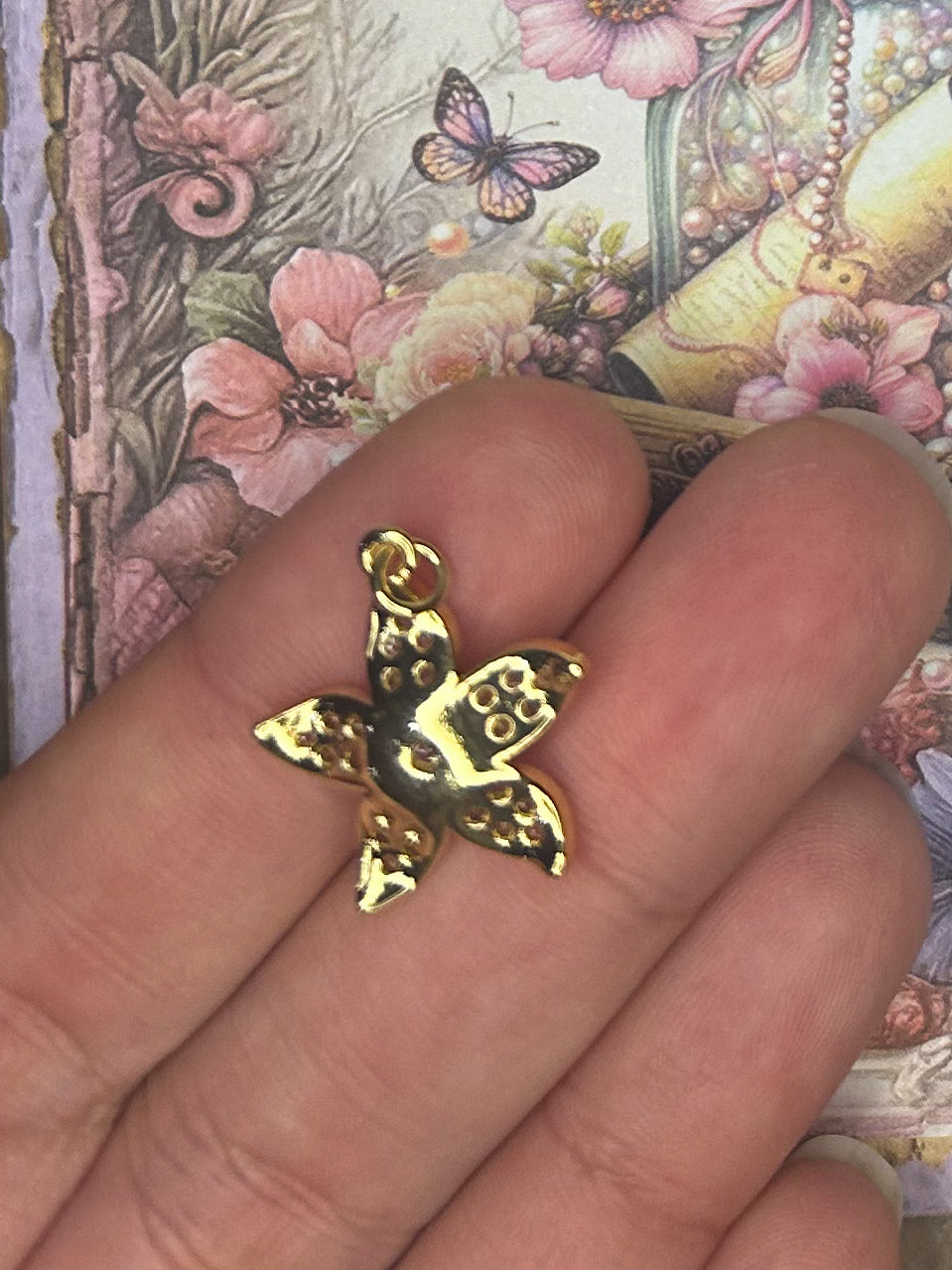 Charm Pendant 1GD37