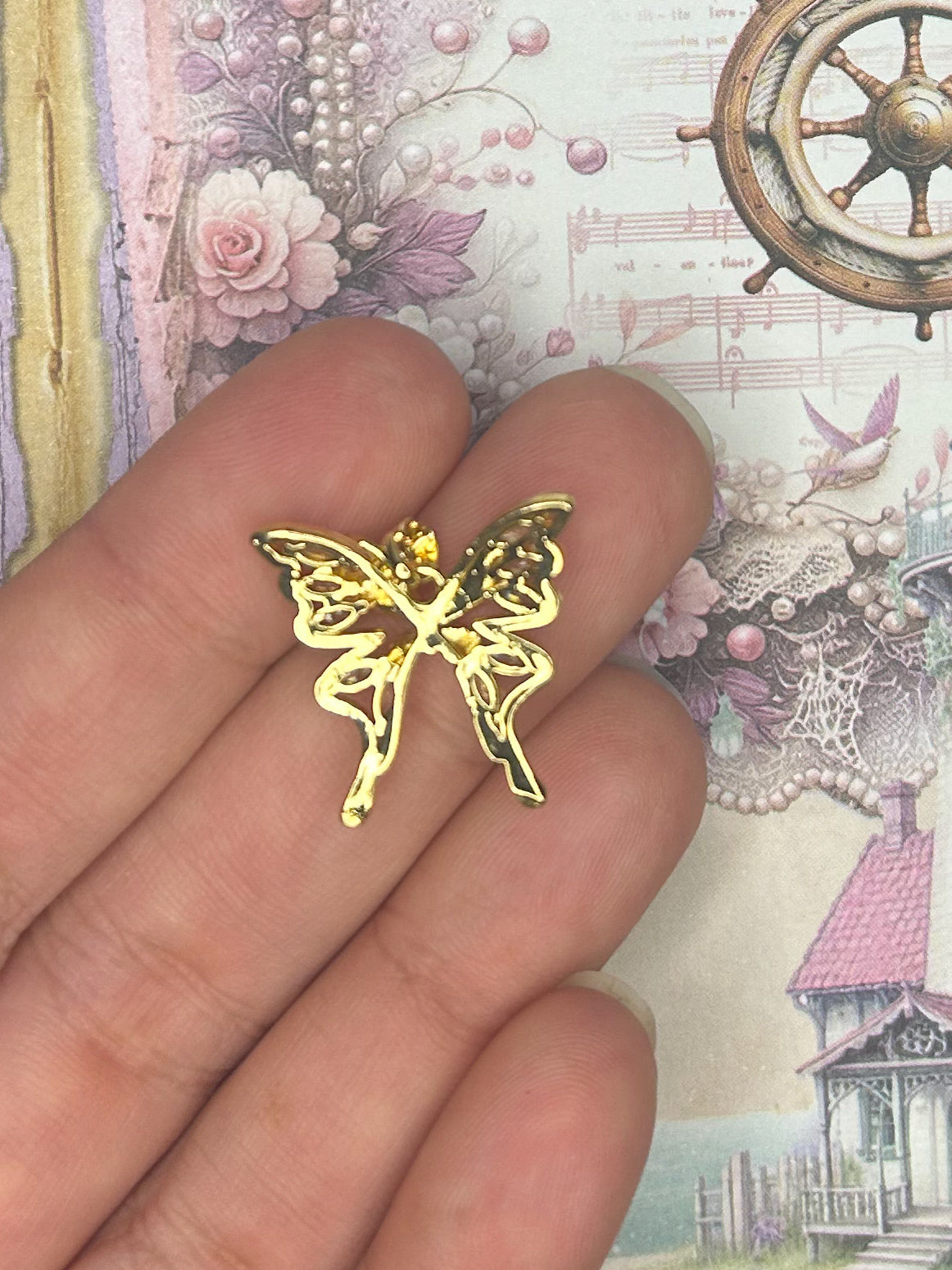Charm Pendant 1GD17