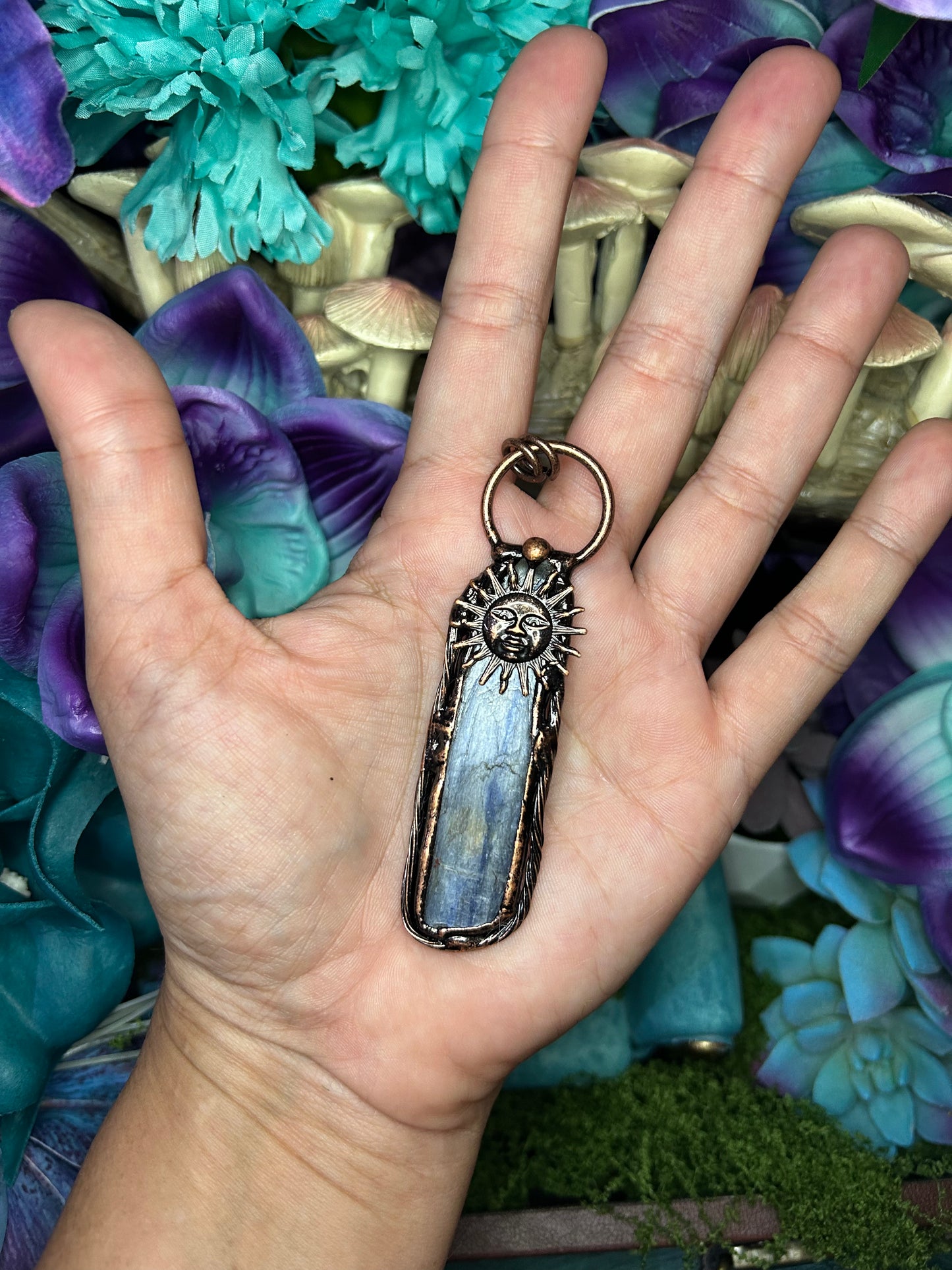 Kyanite Pendant KN04