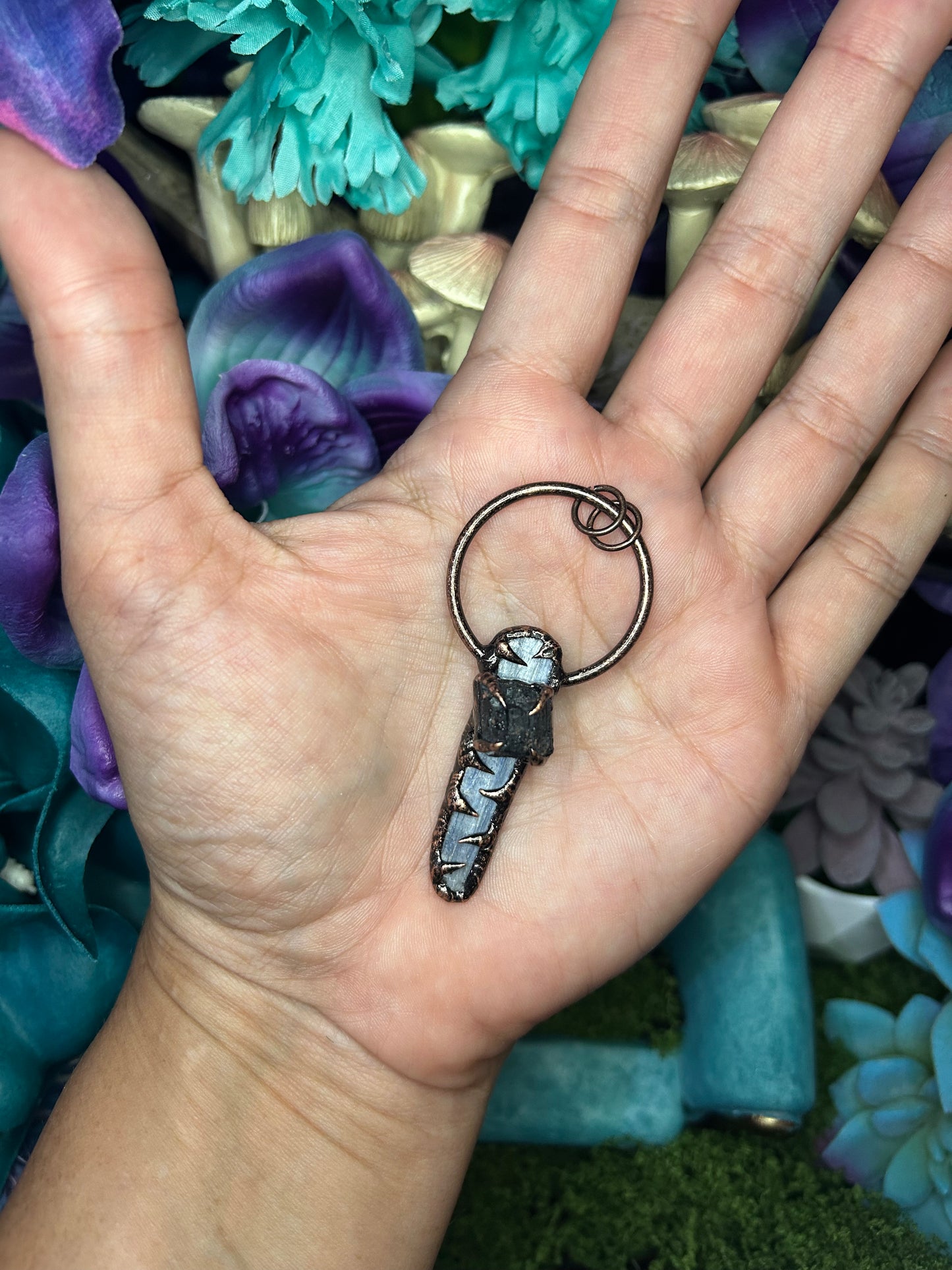 Kyanite Pendant KN06