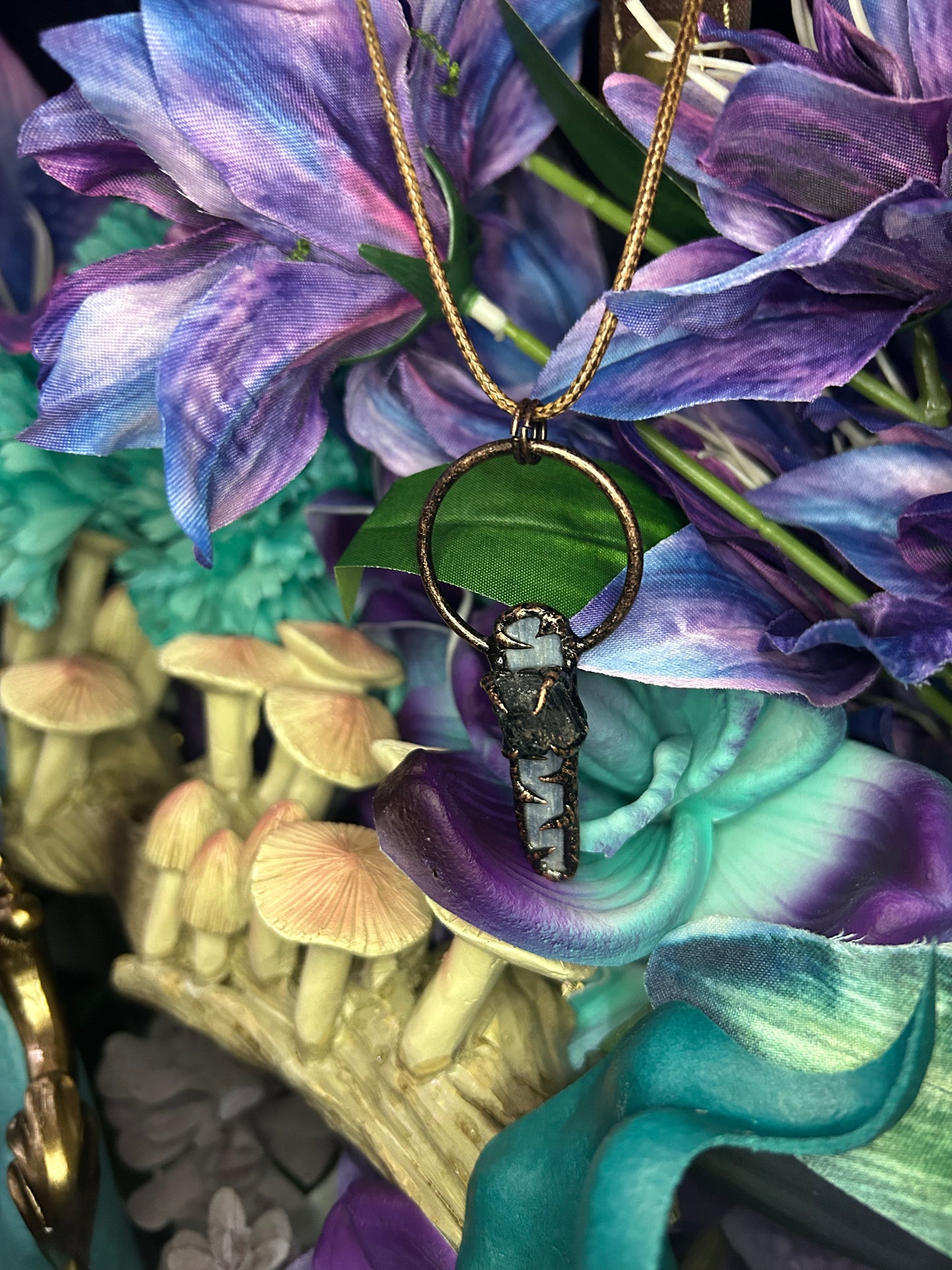 Kyanite Pendant KN06