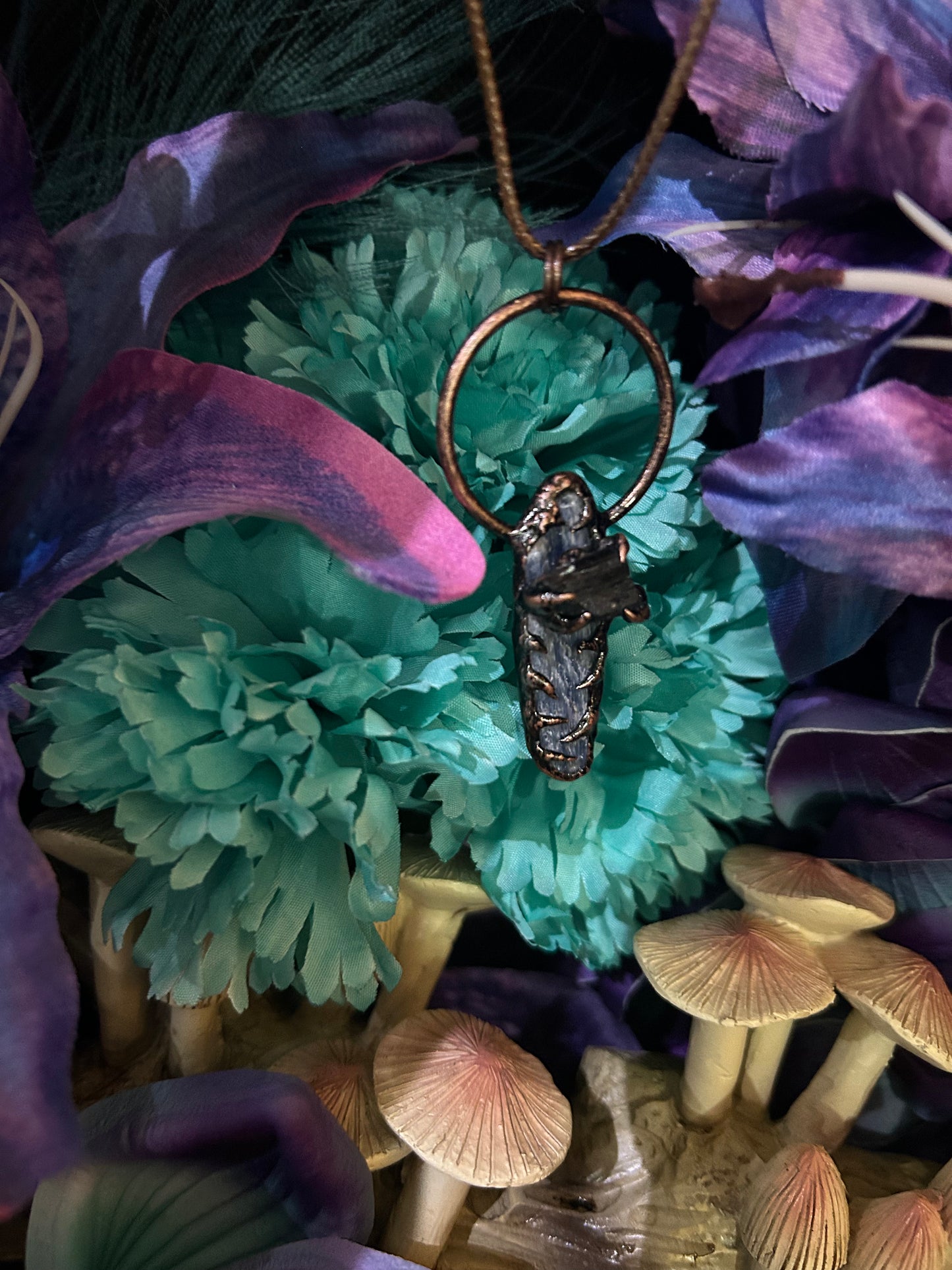 Kyanite Pendant KN07