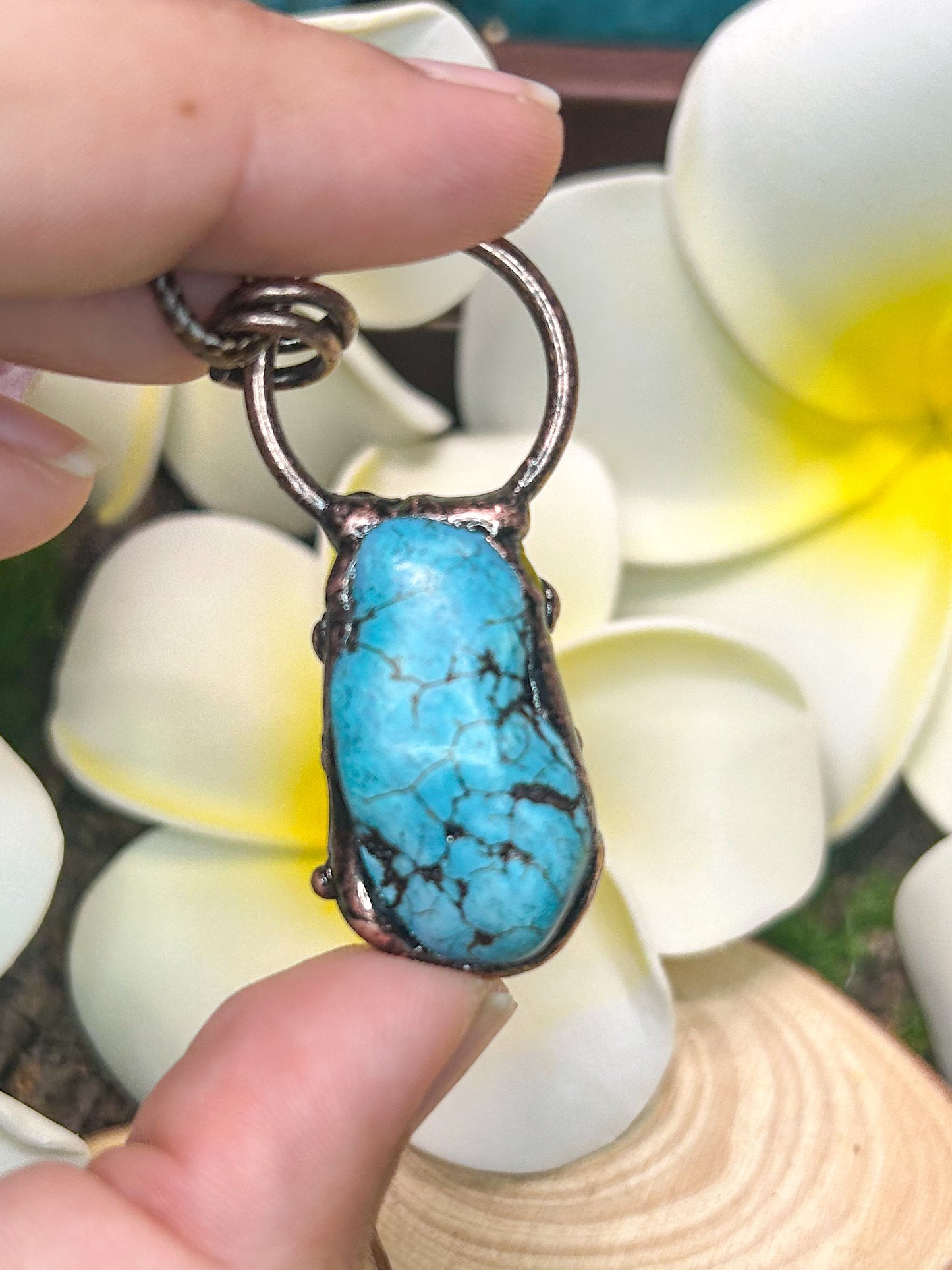 Turquoise Howlite Pendant TH03
