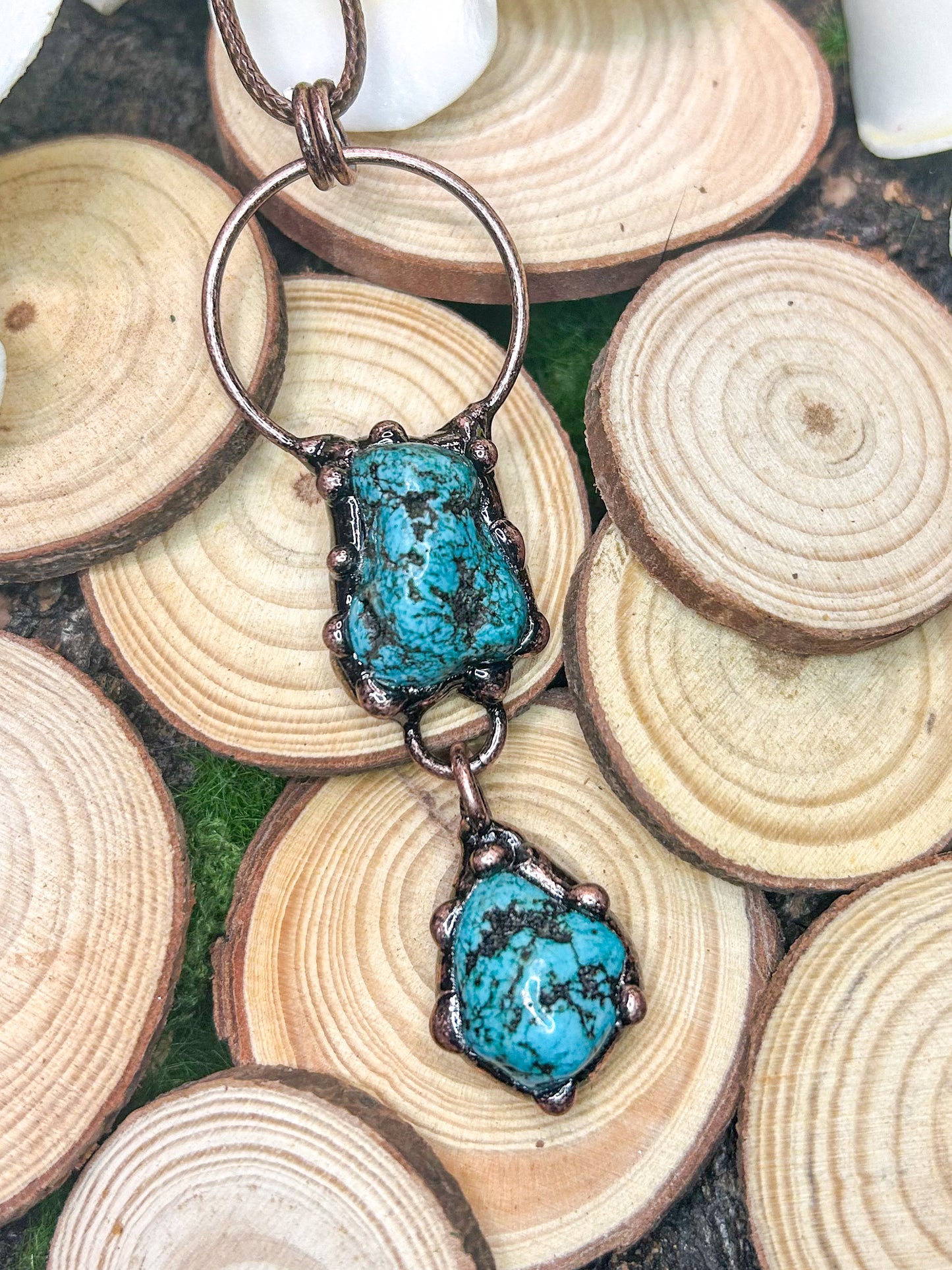 Turquoise Howlite Pendant TH05