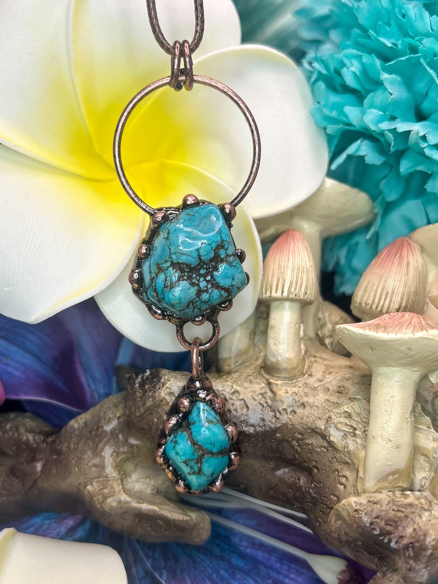 Turquoise Howlite Pendant TH06