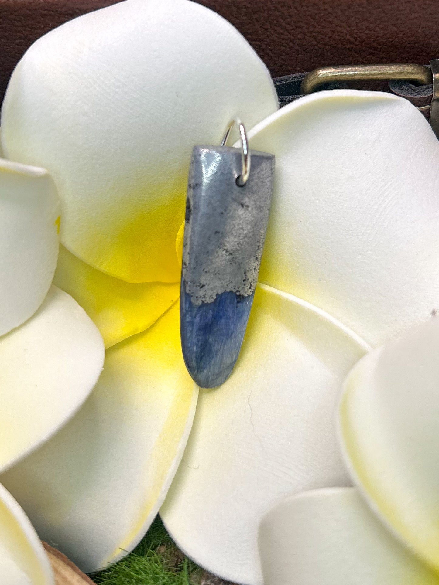 Kyanite Pendant KN15
