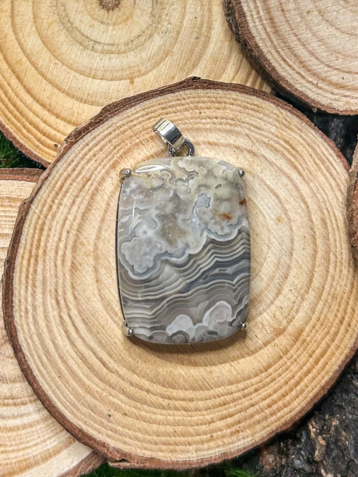Crazy Lace Agate Pendant CL02