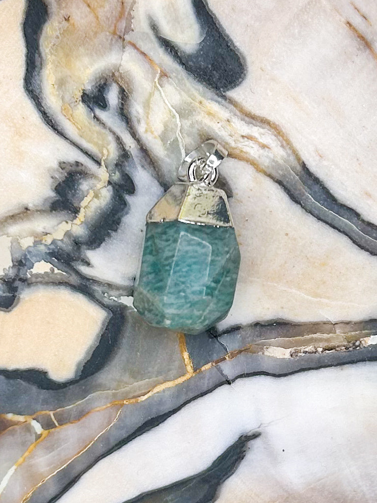 Amazonite Pendant AZ20