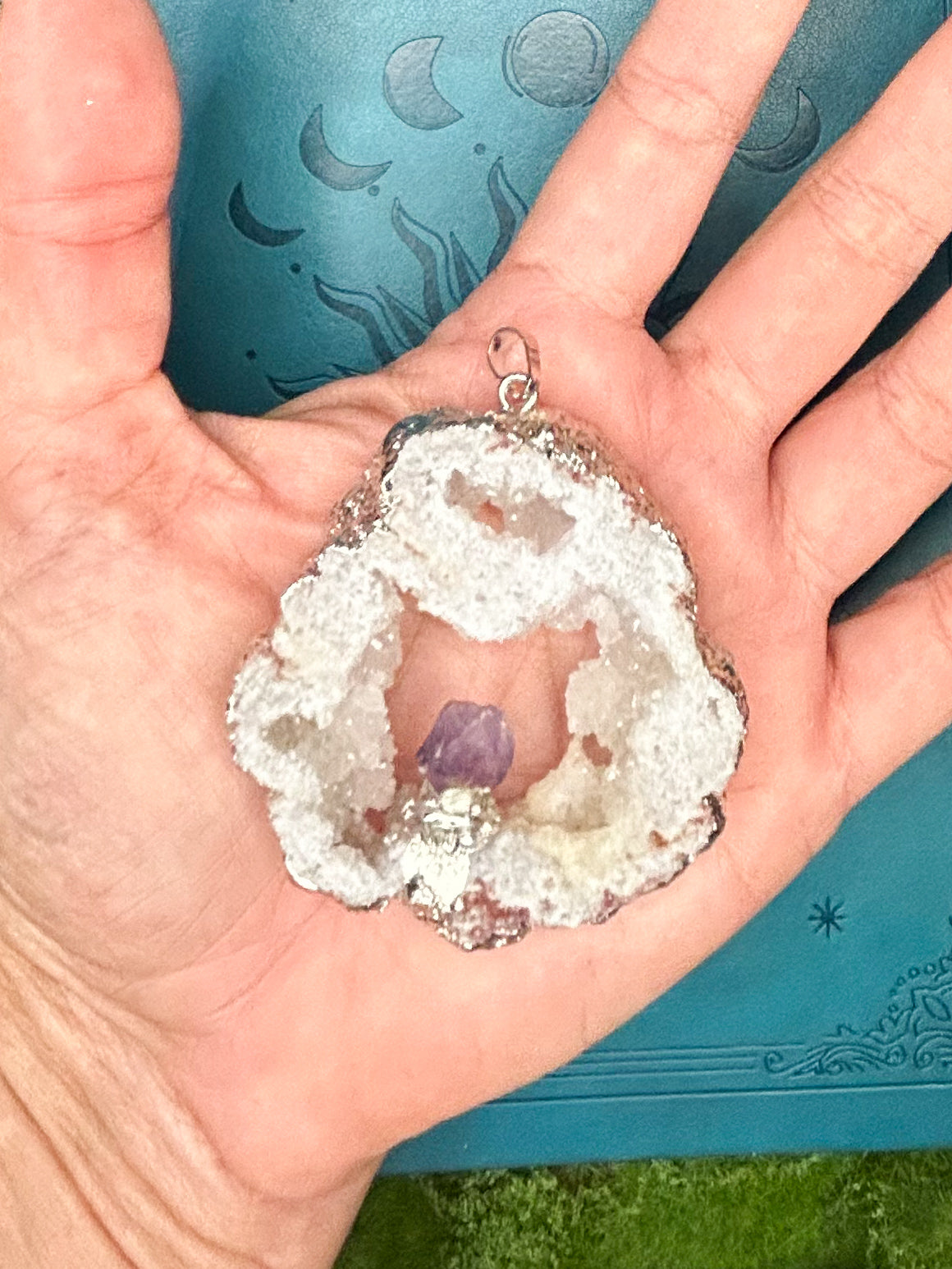 Agate Druzy Pendant DZ09