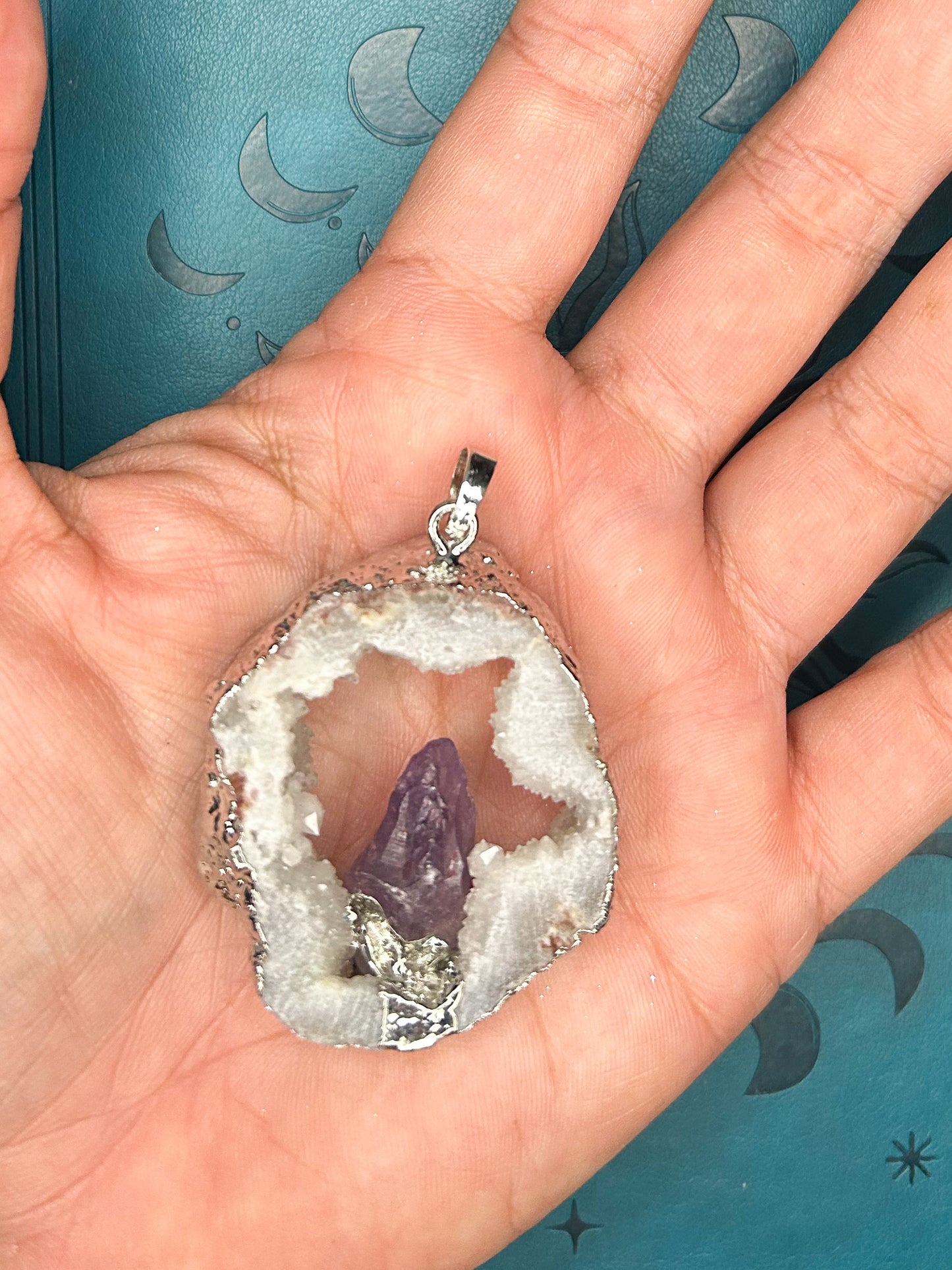 Agate Druzy Pendant DZ07