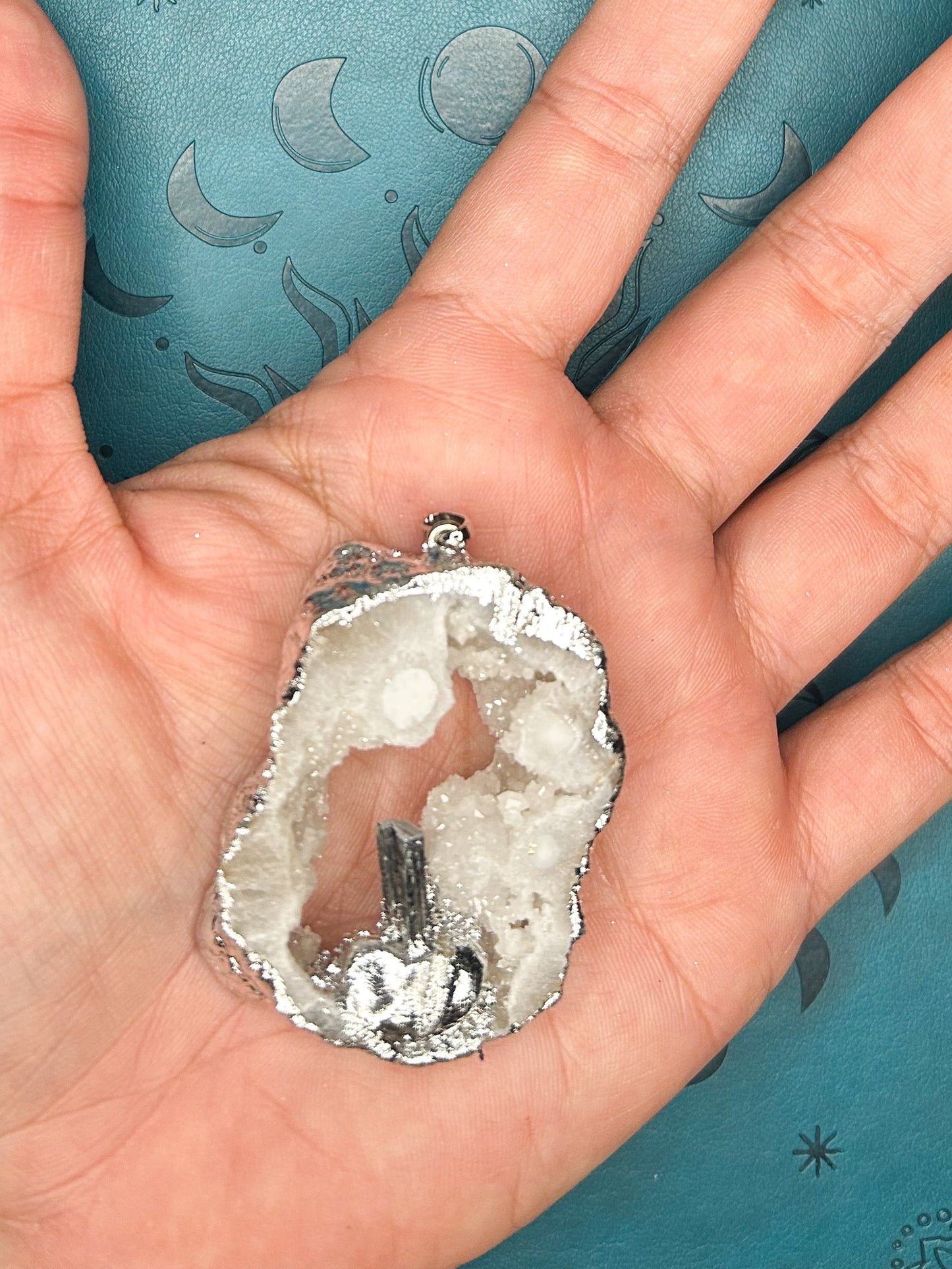 Agate Druzy Pendant DZ13
