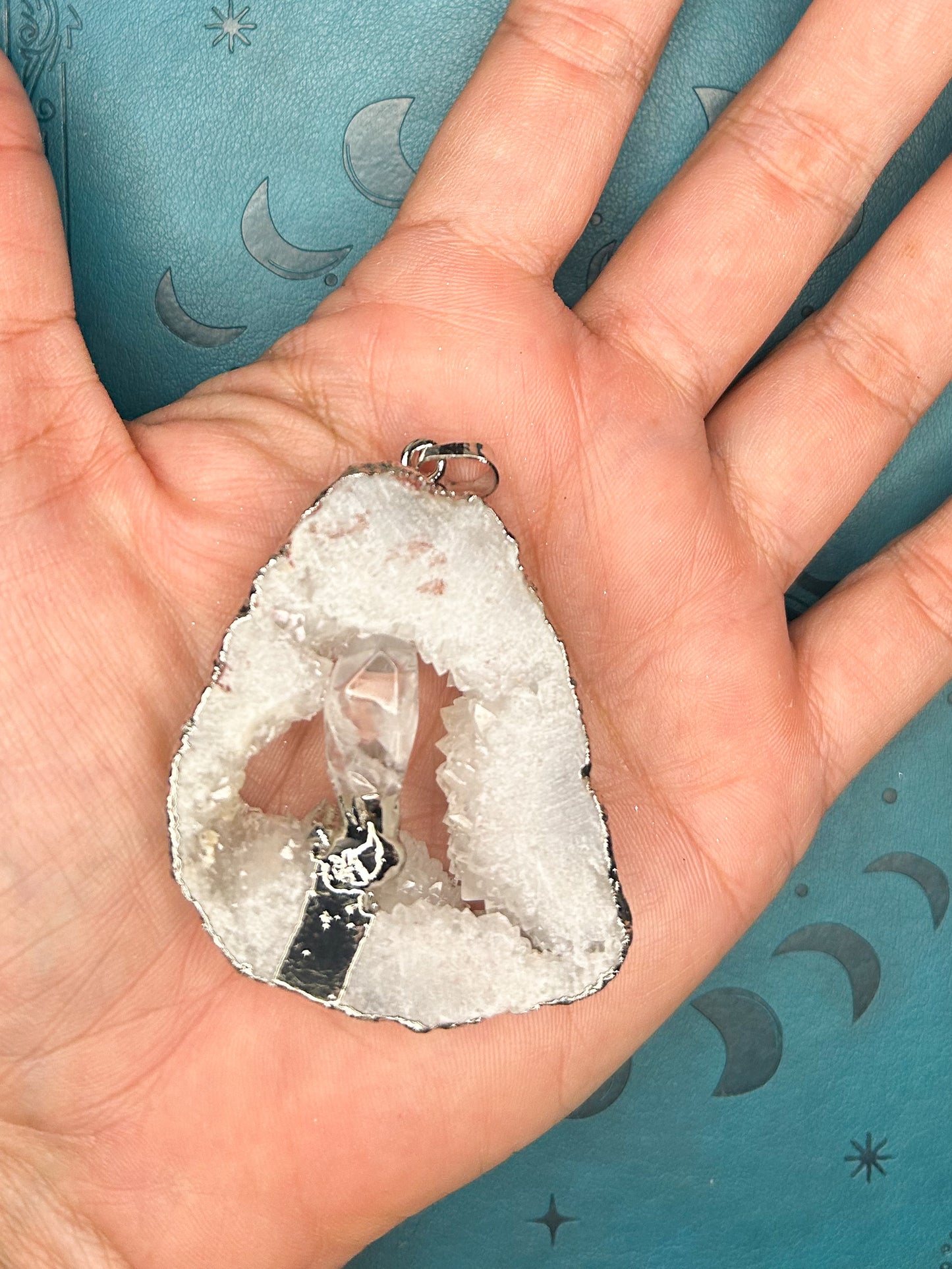 Agate Druzy Pendant DZ05
