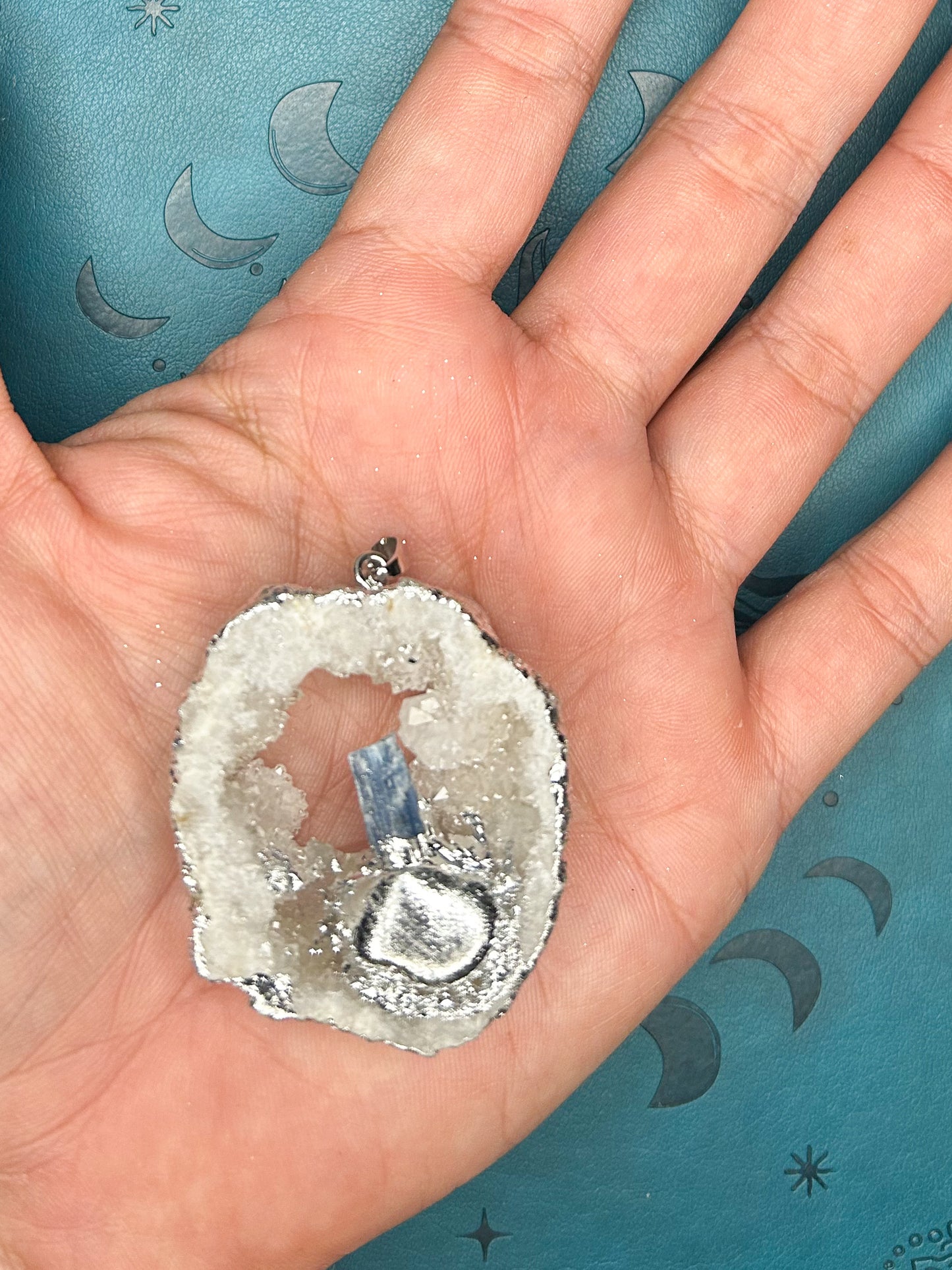 Agate Druzy Pendant DZ12