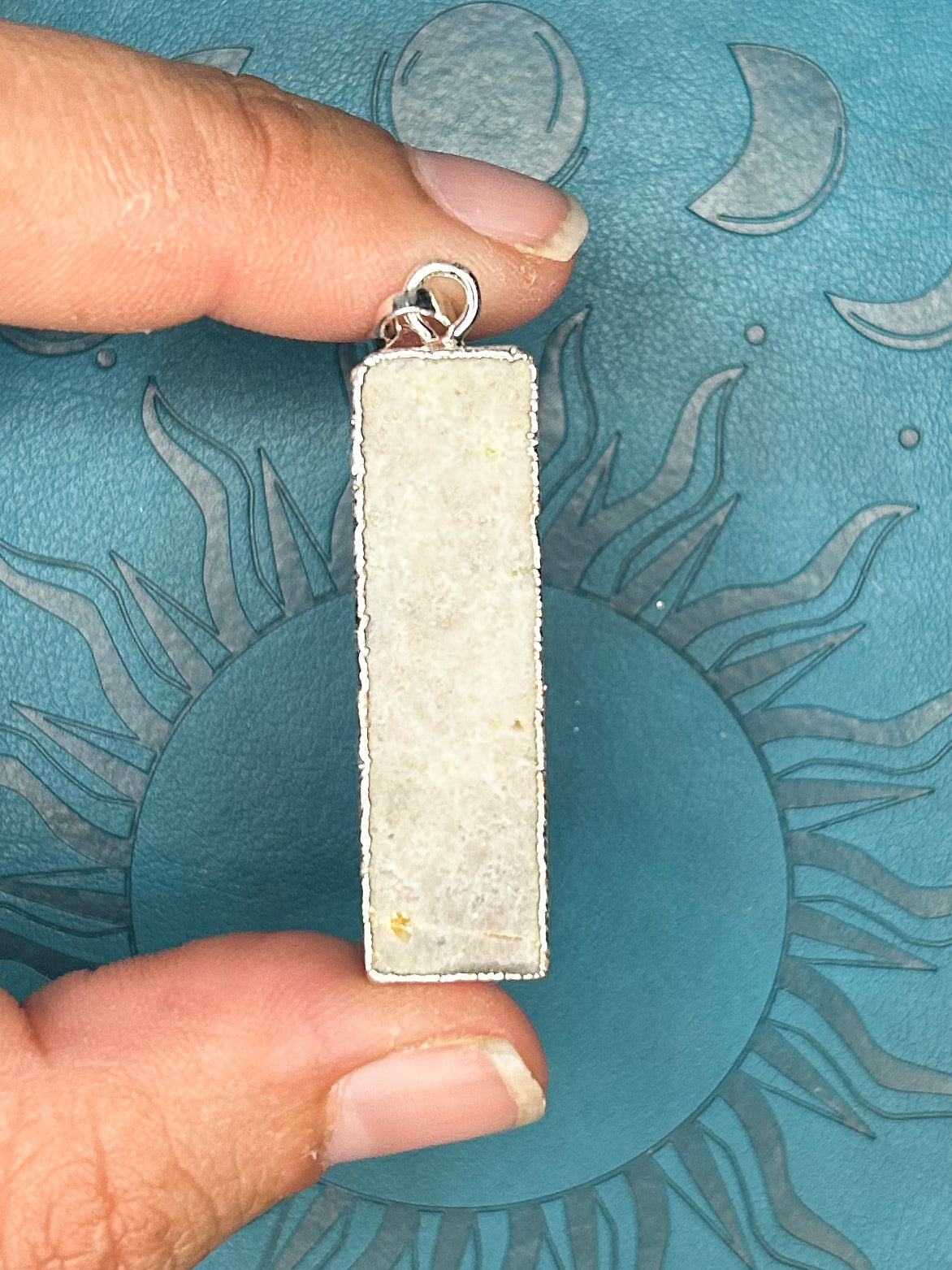 Agate Druzy Pendant DZ22