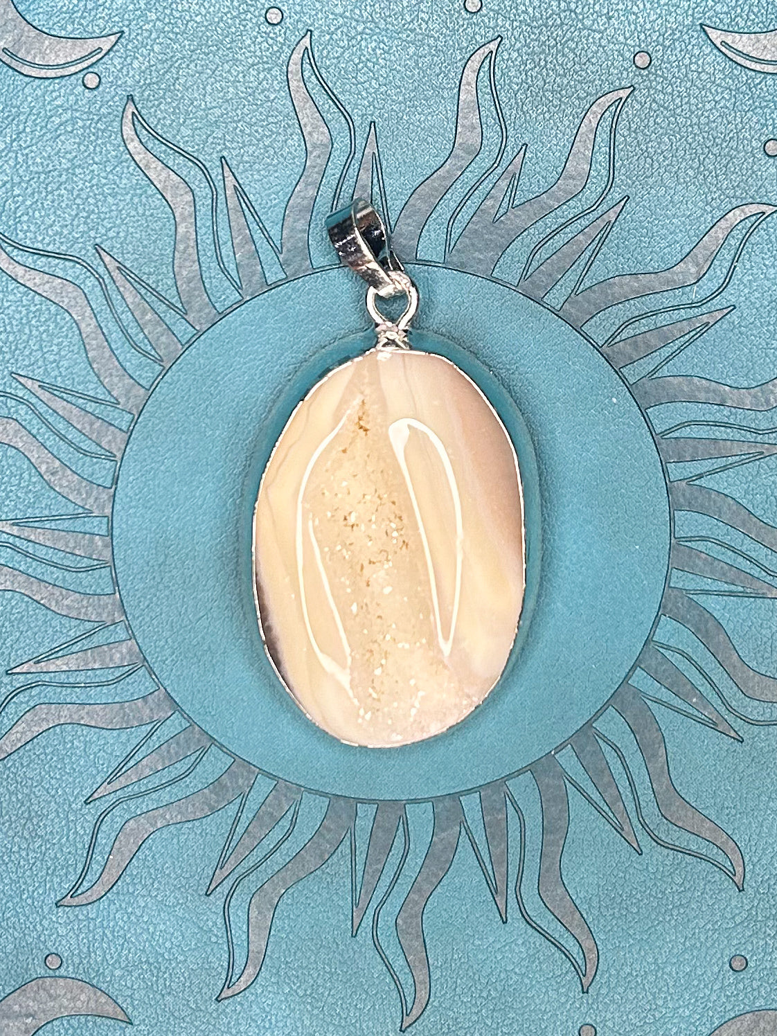 Agate Druzy Pendant DZ18
