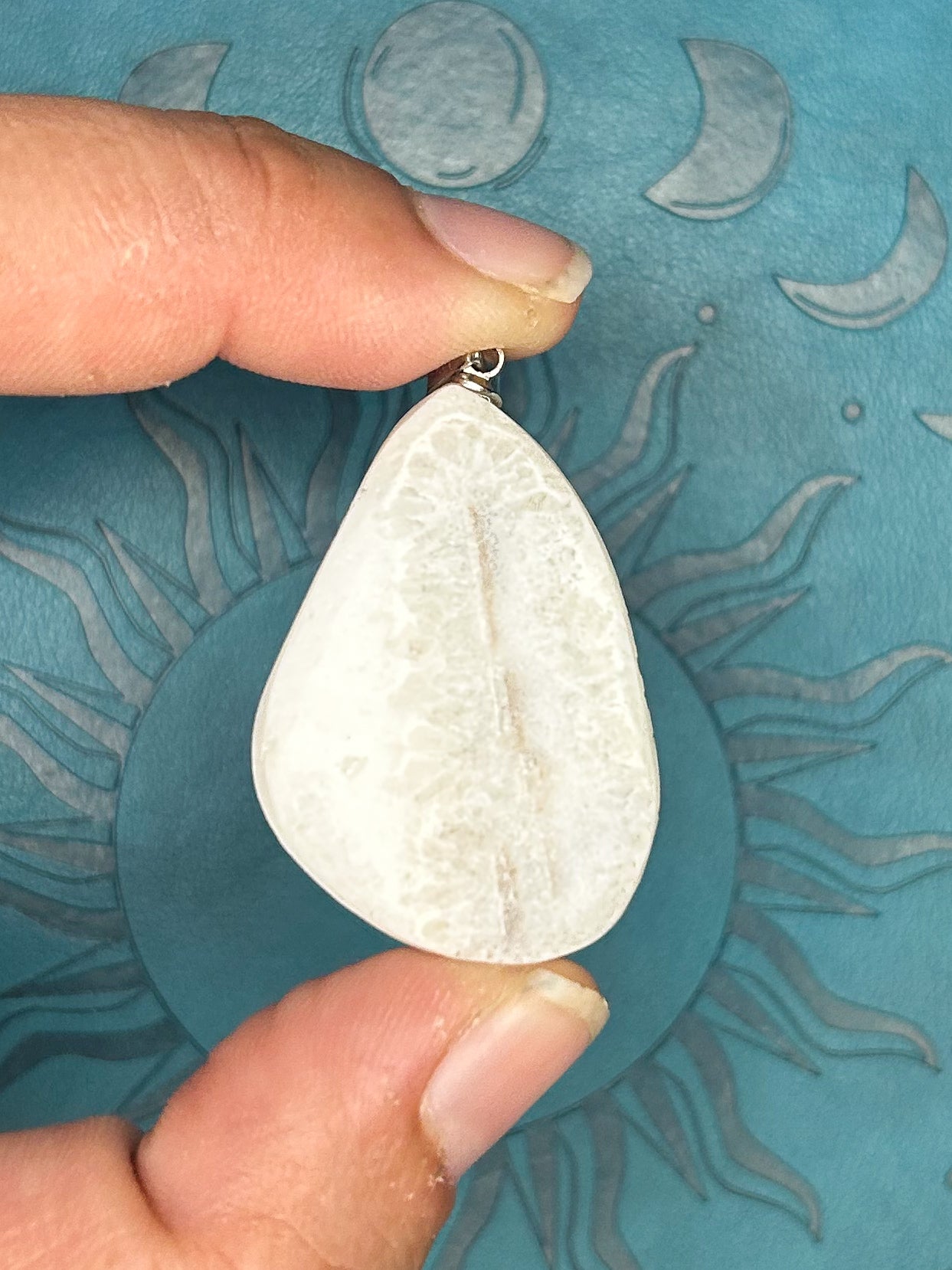 Agate Druzy Pendant DZ26