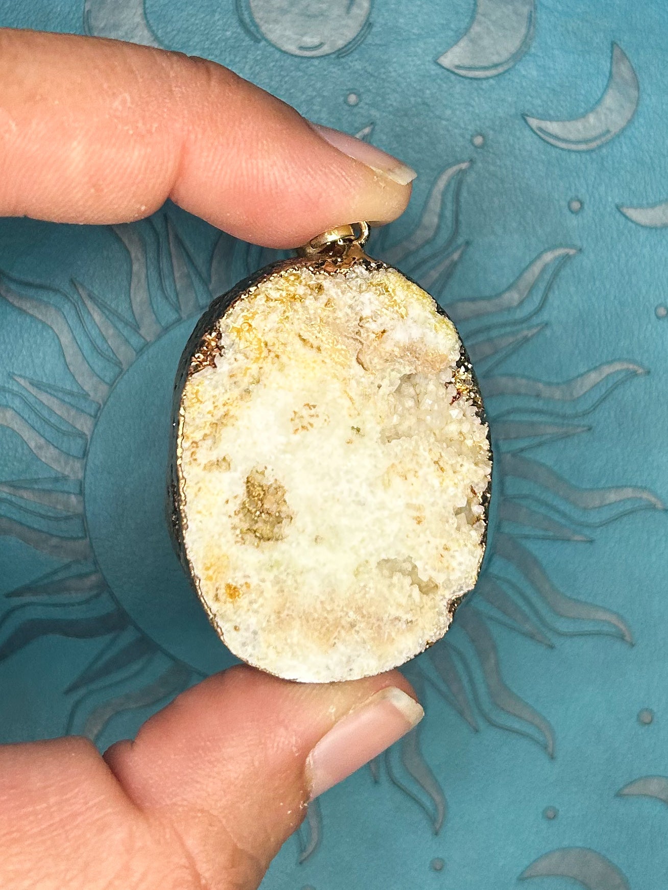 Agate Druzy Pendant DZ36