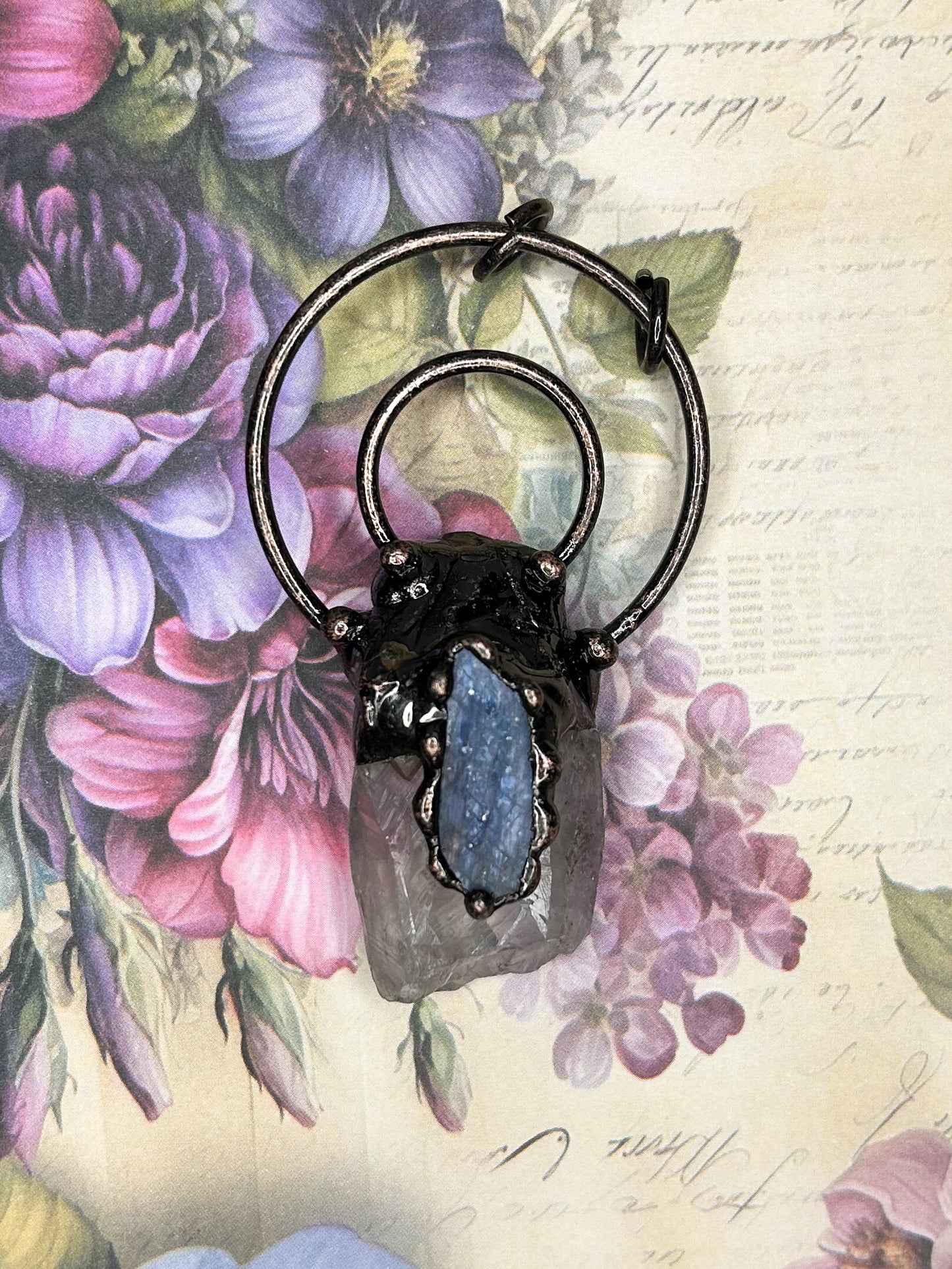 Clear Quartz Pendant QZ15