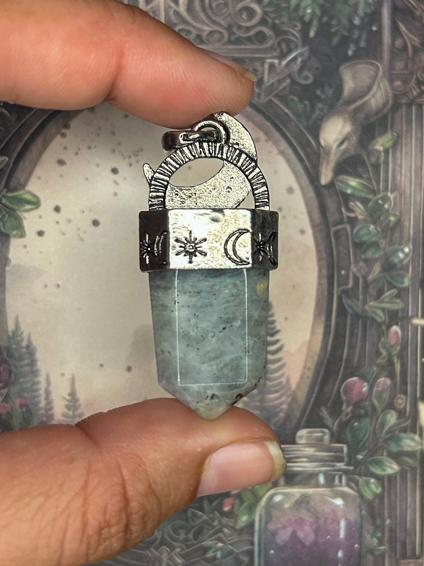 Labradorite Pendant LB23