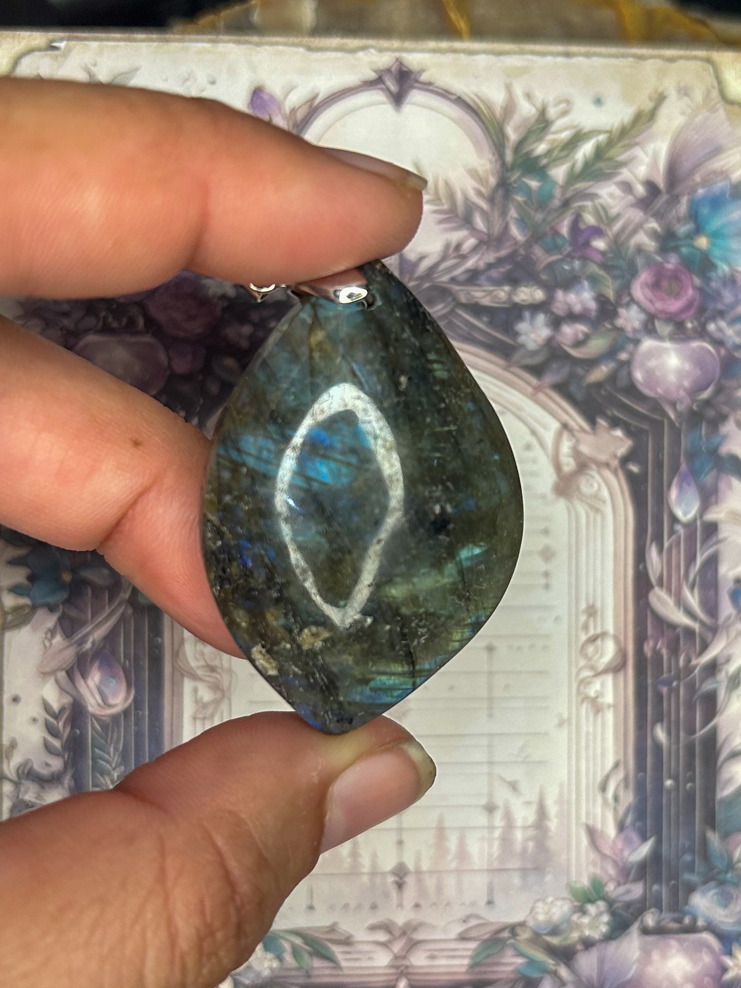 Labradorite Pendant LB70