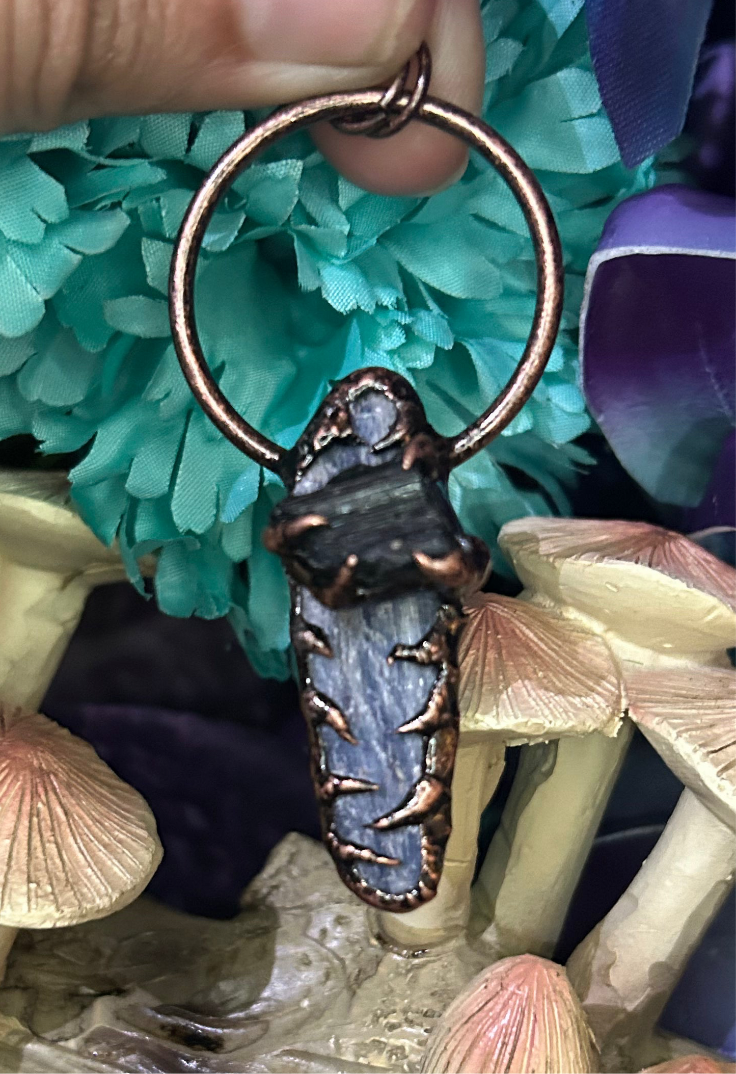 Kyanite Pendant KN07