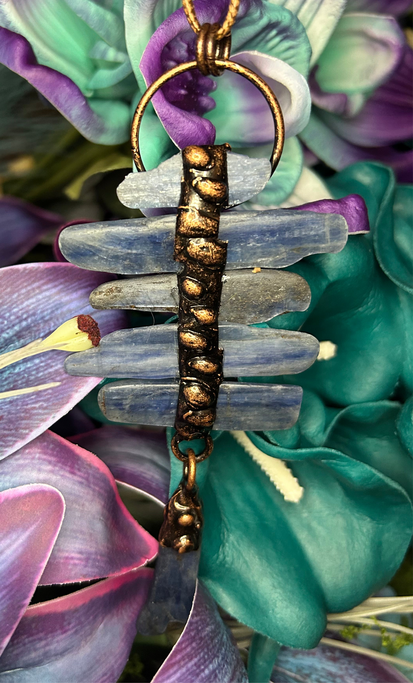 Kyanite Pendant KN02