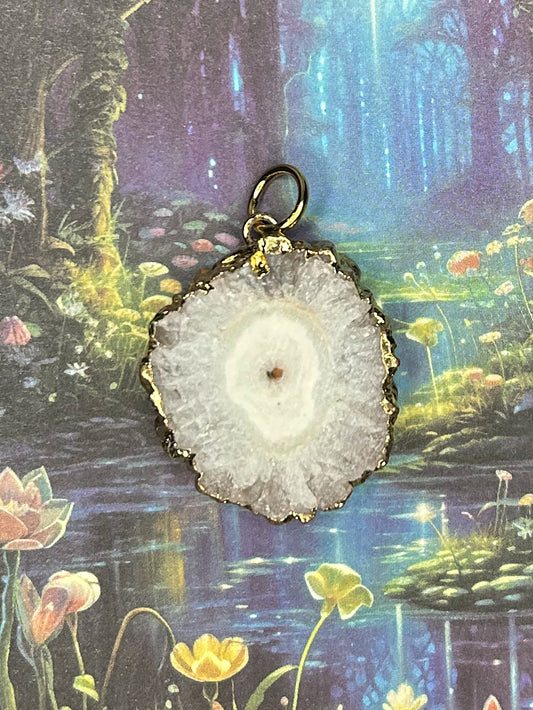 Agate Geode Pendant AG31