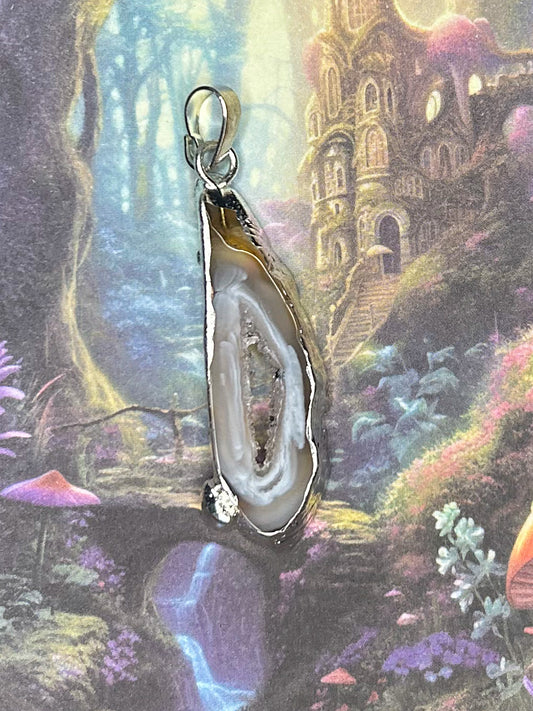Agate Geode Pendant AG34