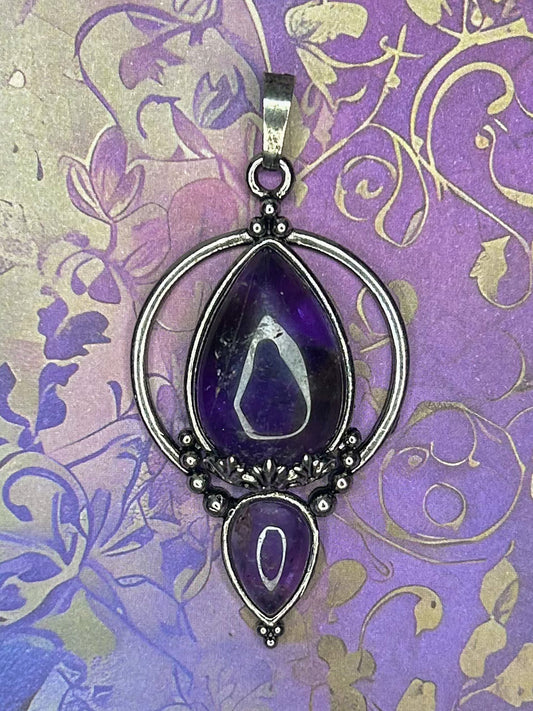 Amethyst Pendant AM107