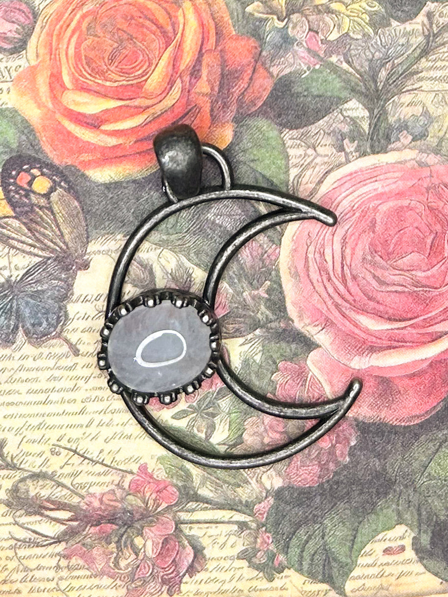 Clear Quartz Pendant 1QZ02