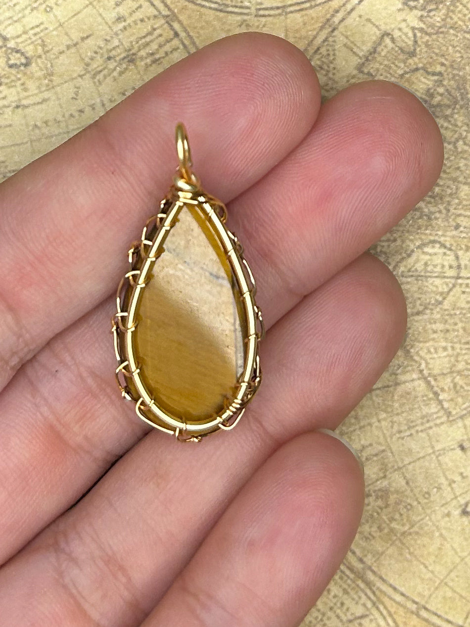 Tiger’s Eye Pendant 1TG15