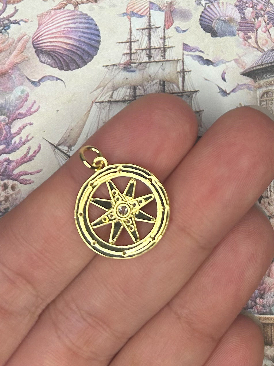 Charm Pendant 1GD25