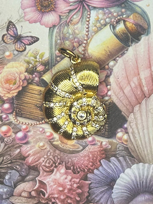 Charm Pendant 1GD06