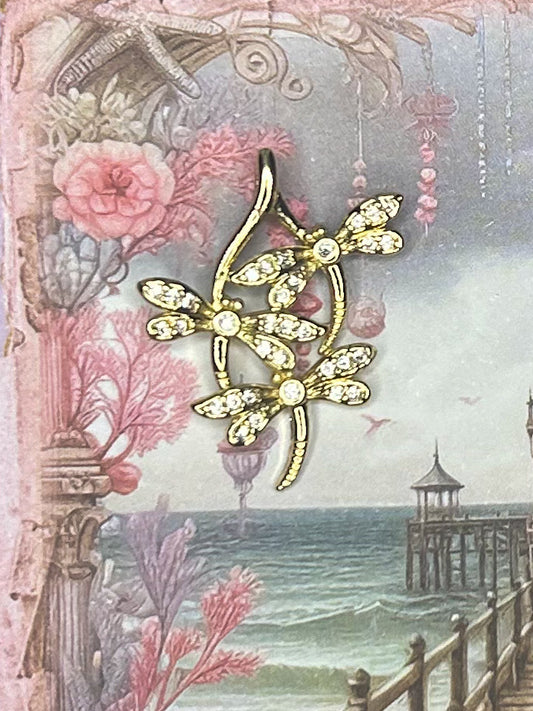 Charm Pendant 1GD46