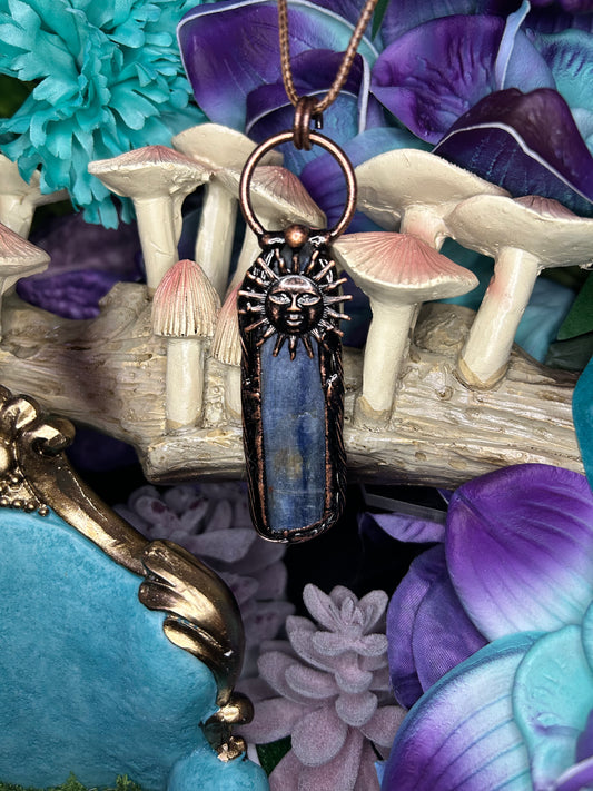 Kyanite Pendant KN04