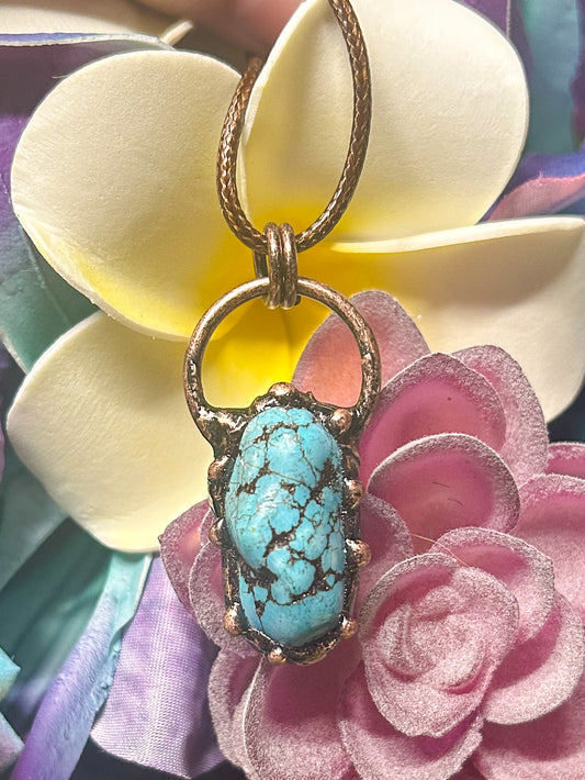 Turquoise Howlite Pendant TH07